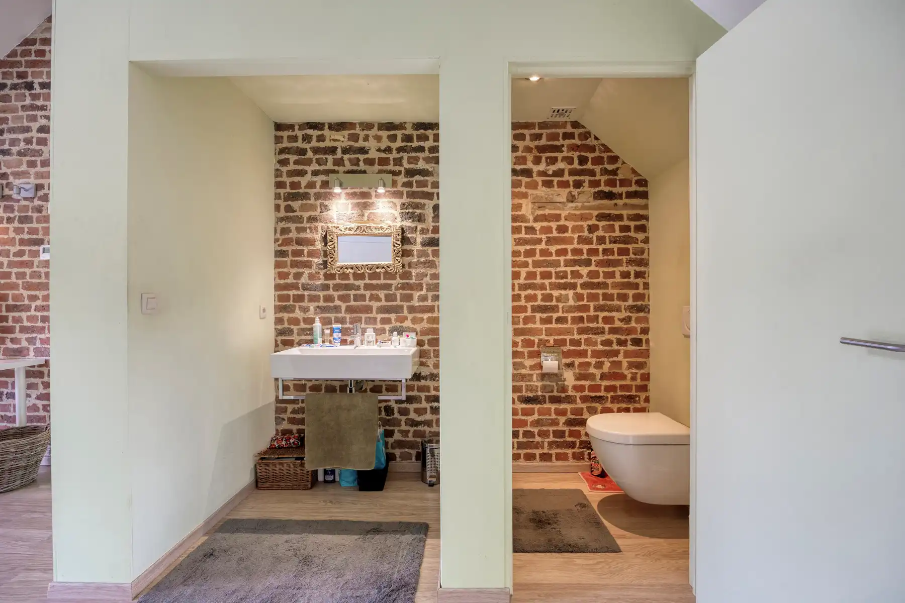 Ruime Charmewoning op topligging foto 19