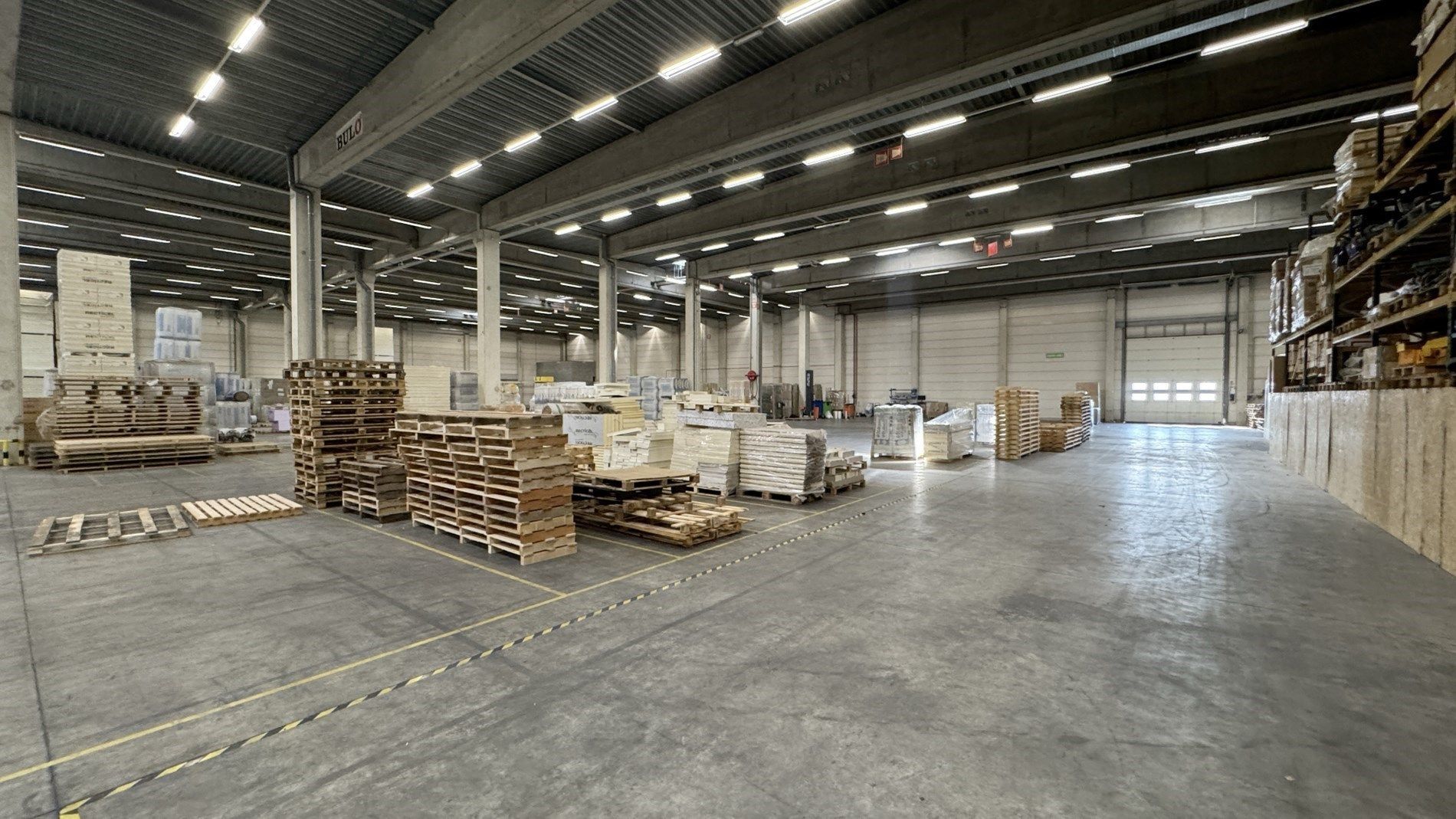 Loods te huur nabij E19 in Mechelen foto 2