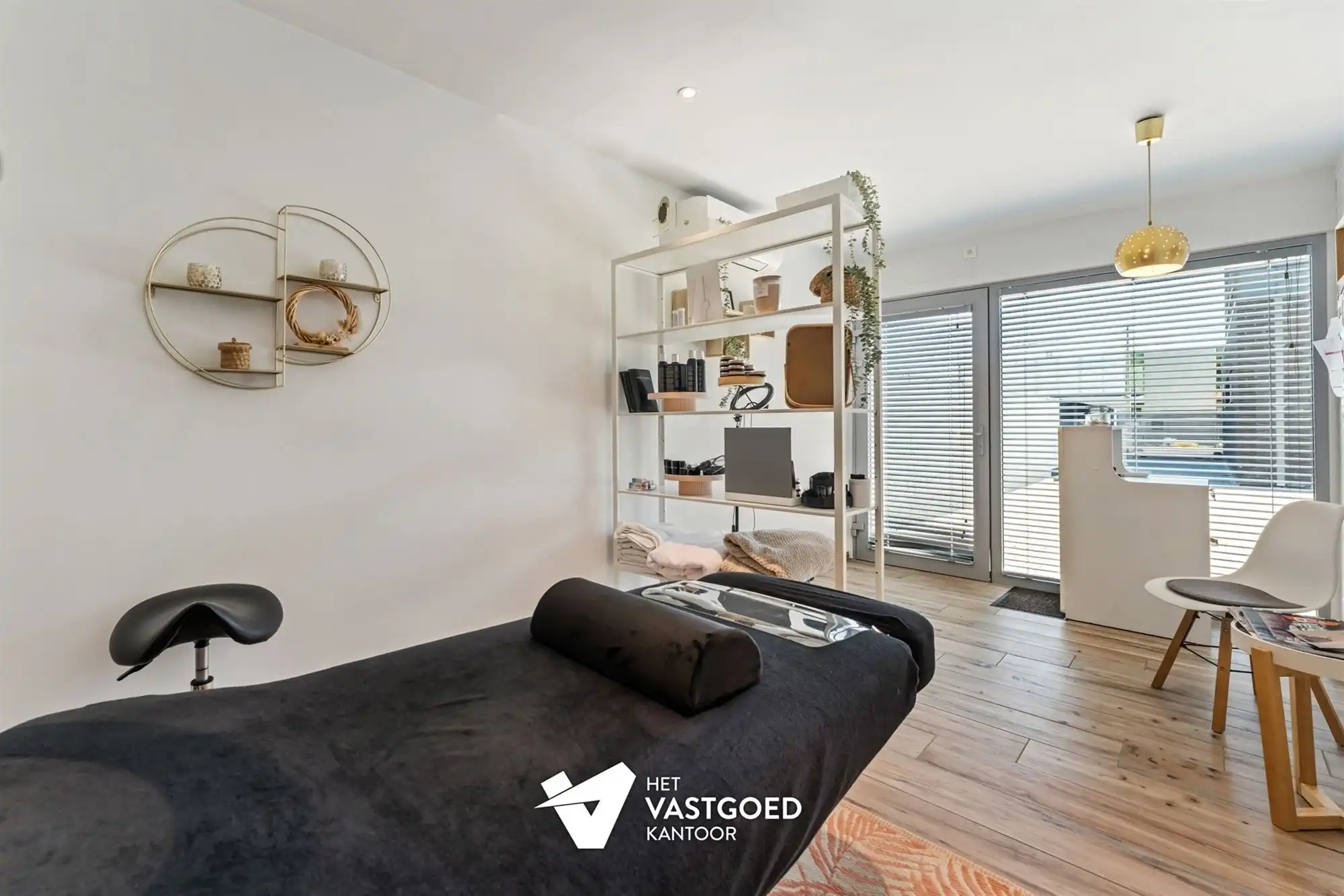 RECENTE WONING MET KWALITATIEVE AFWERKING OP TOP-LIGGING foto 13