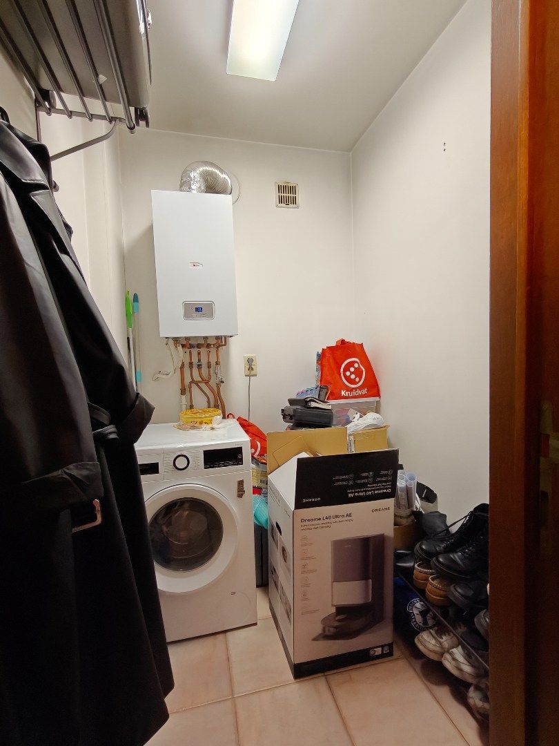 Ruim appartement met terras te Lokeren  foto 5