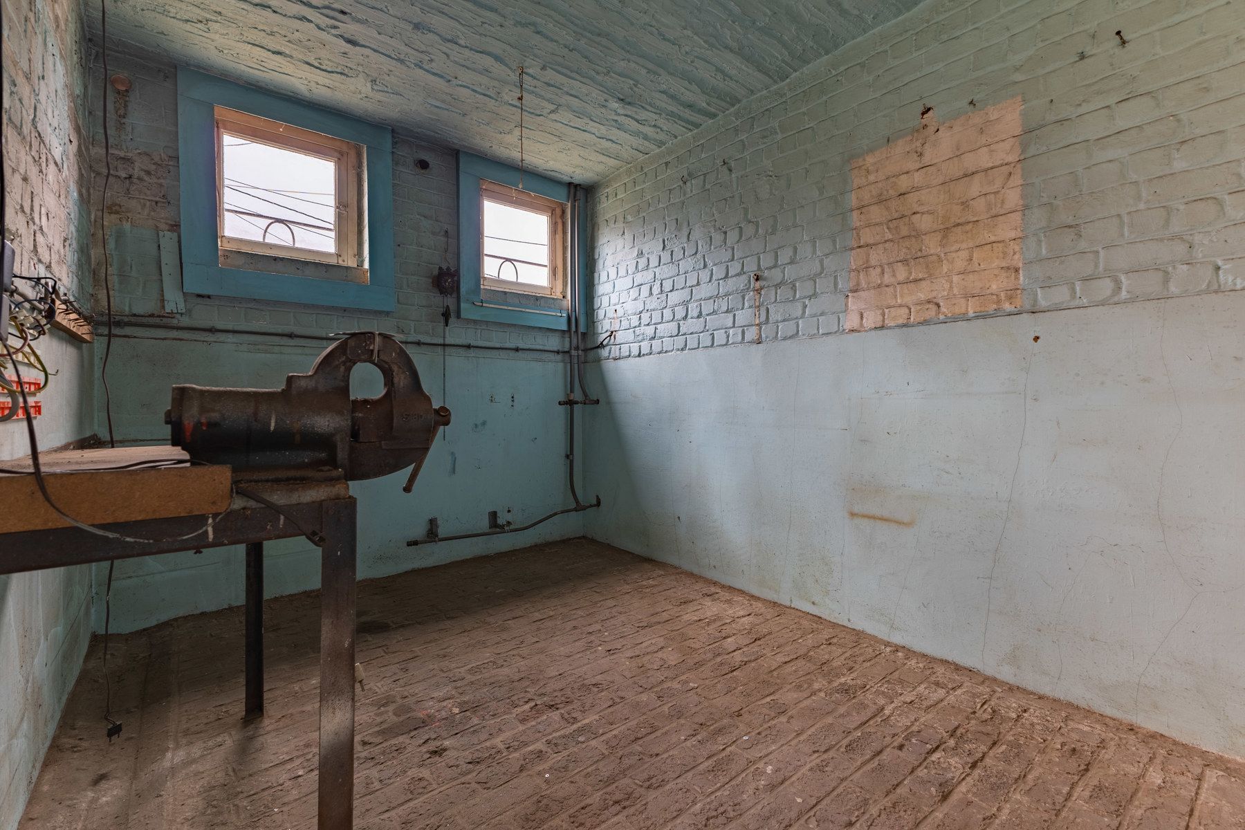 Gunstig gelegen te renoveren driegevelwoning foto 12