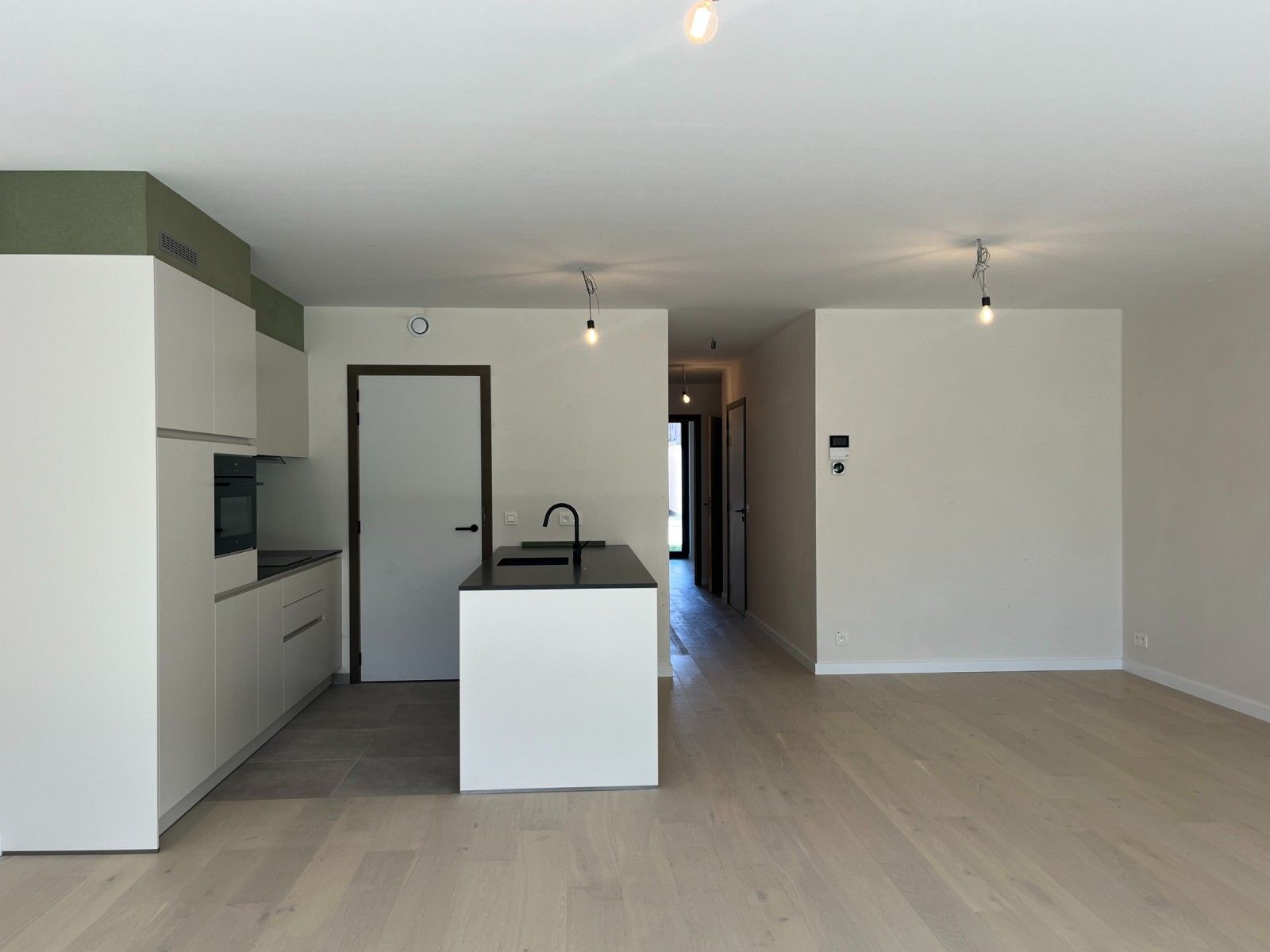 Nieuwbouwappartement te huur in hartje Waregem! foto 7