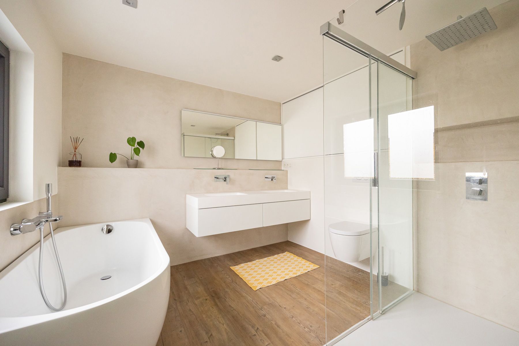 Recent gerenoveerde woning met 3 slaapkamers in het hartje van Schoten! foto 11