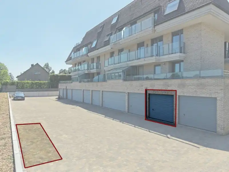 LUXUEUS WOONAPPARTEMENT IN OOSTDUINKERKE MET GARAGE ÉN PARKING foto 4