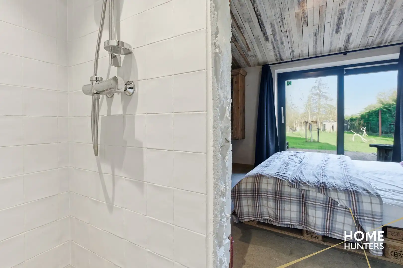 Unieke woning op ruim perceel met 6 slaapkamers in hartje Zarren! foto 21