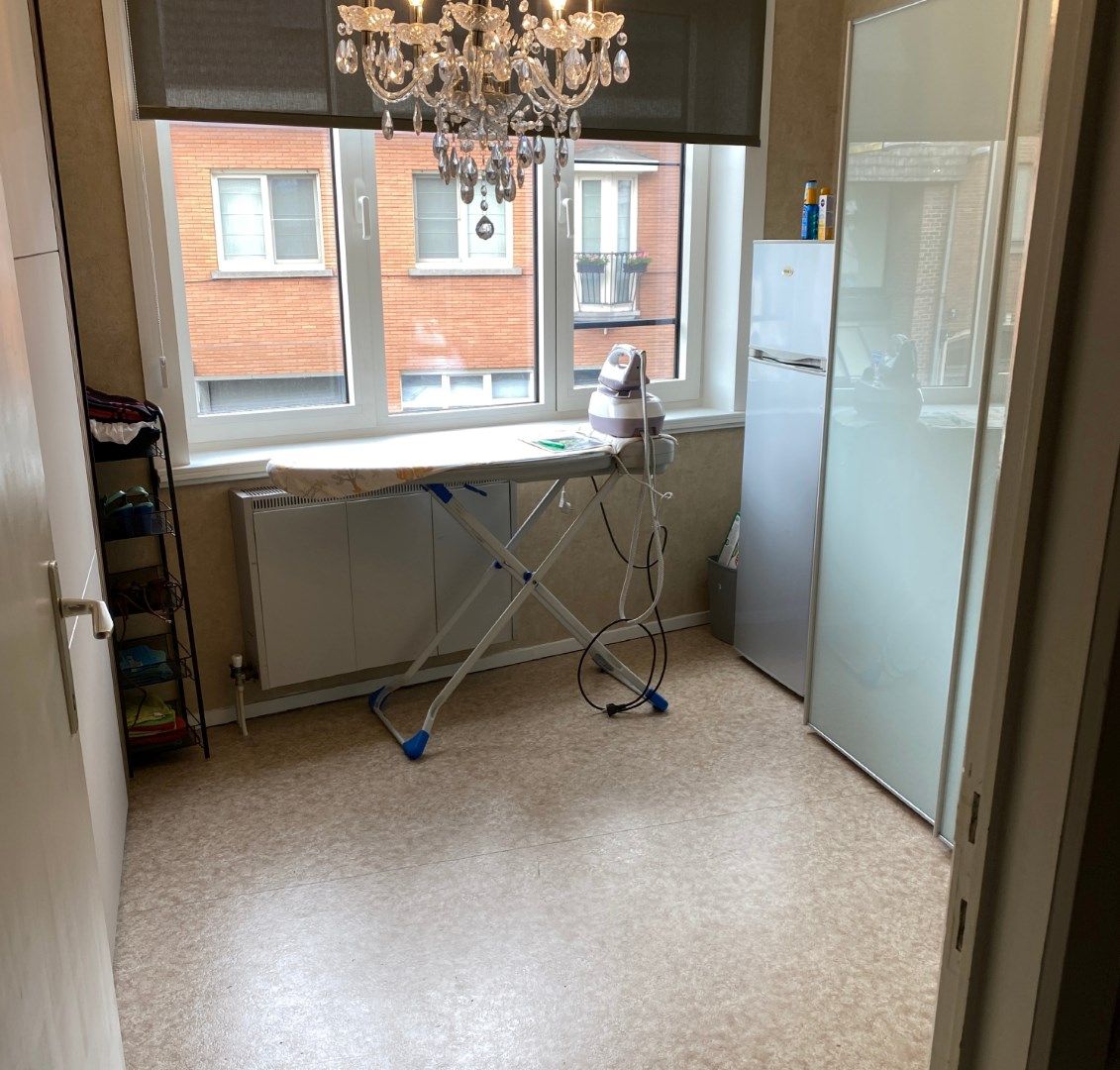 Ruim en lichtrijk appartement. foto 11
