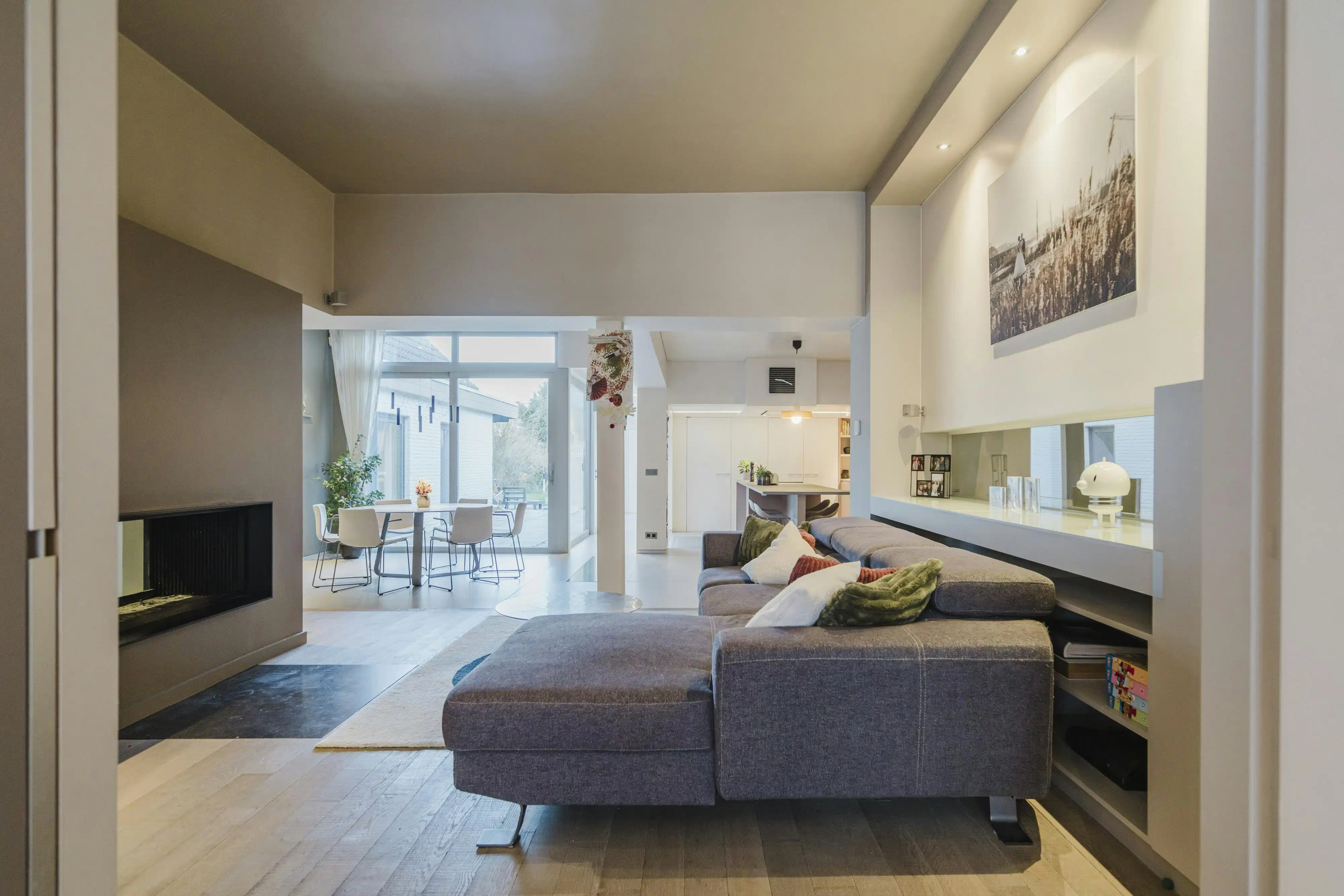 Gerenoveerde burgerwoning met 5 kamers te koop Beveren-Leie foto 4