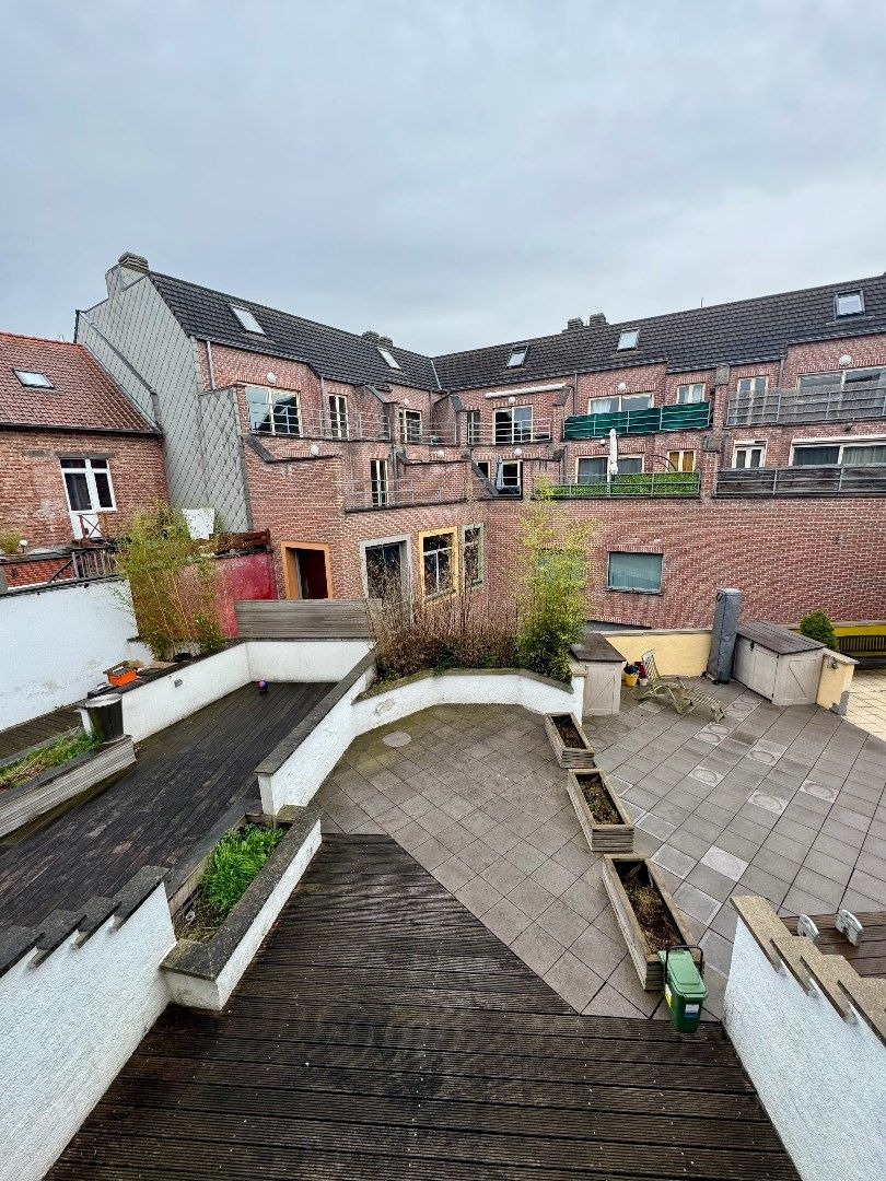 Prima onderhouden woning in centrum Eppegem. foto 11