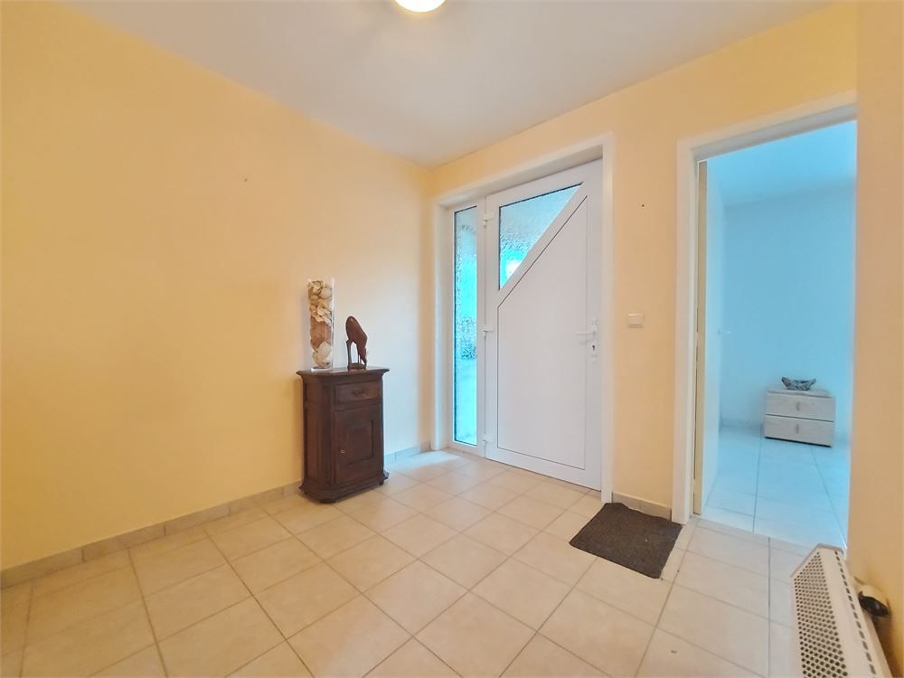 Ruim en lichtrijk app. met 2 slpks + garage mogelijk foto 7