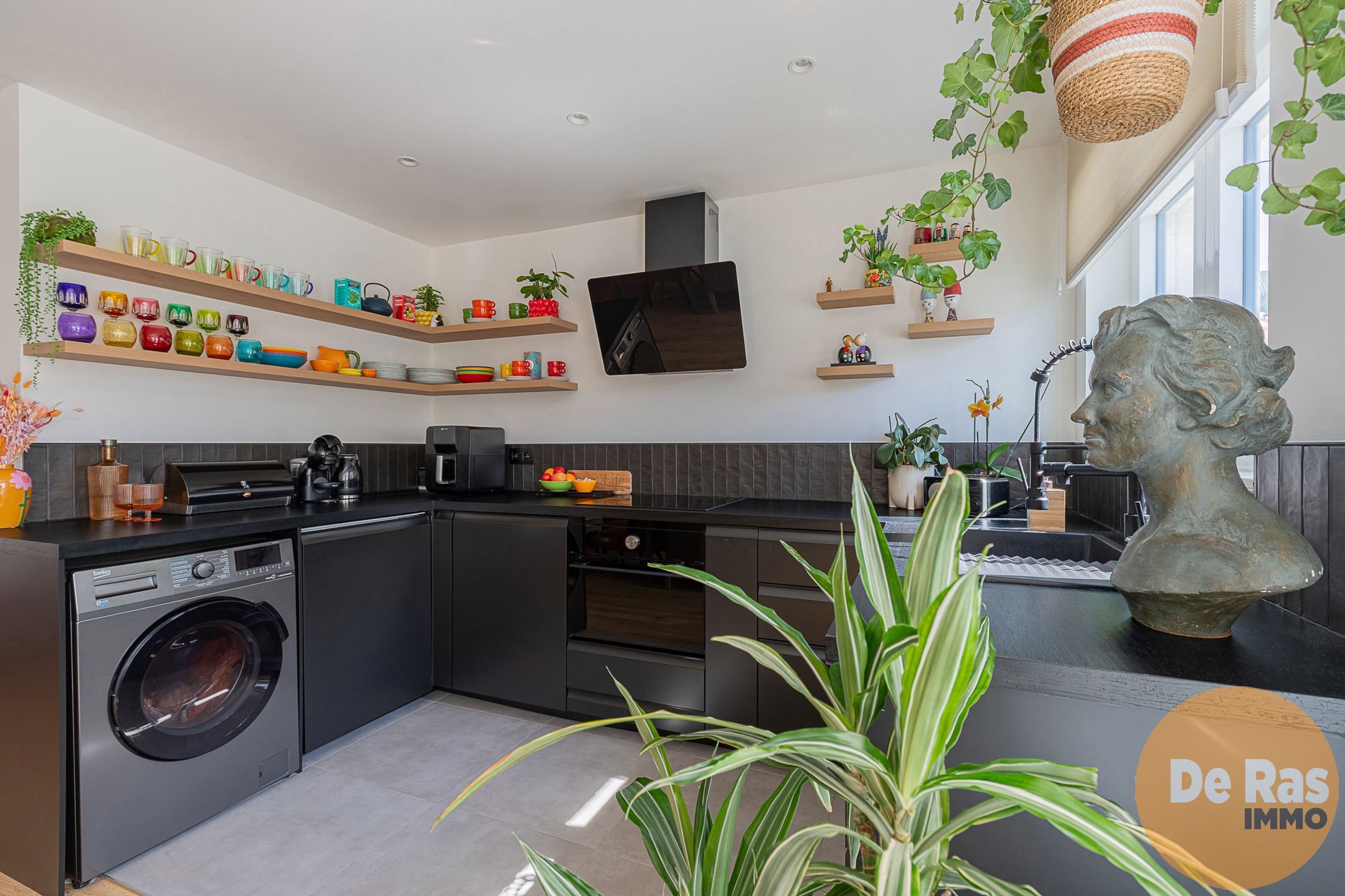 BURST – Instapklaar glkv appartement met terras en garagebox foto 4