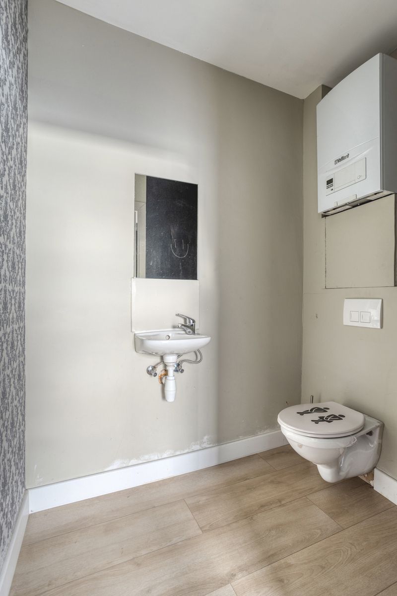 Ruime halfopen bebouwing op een strategische locatie. foto 20