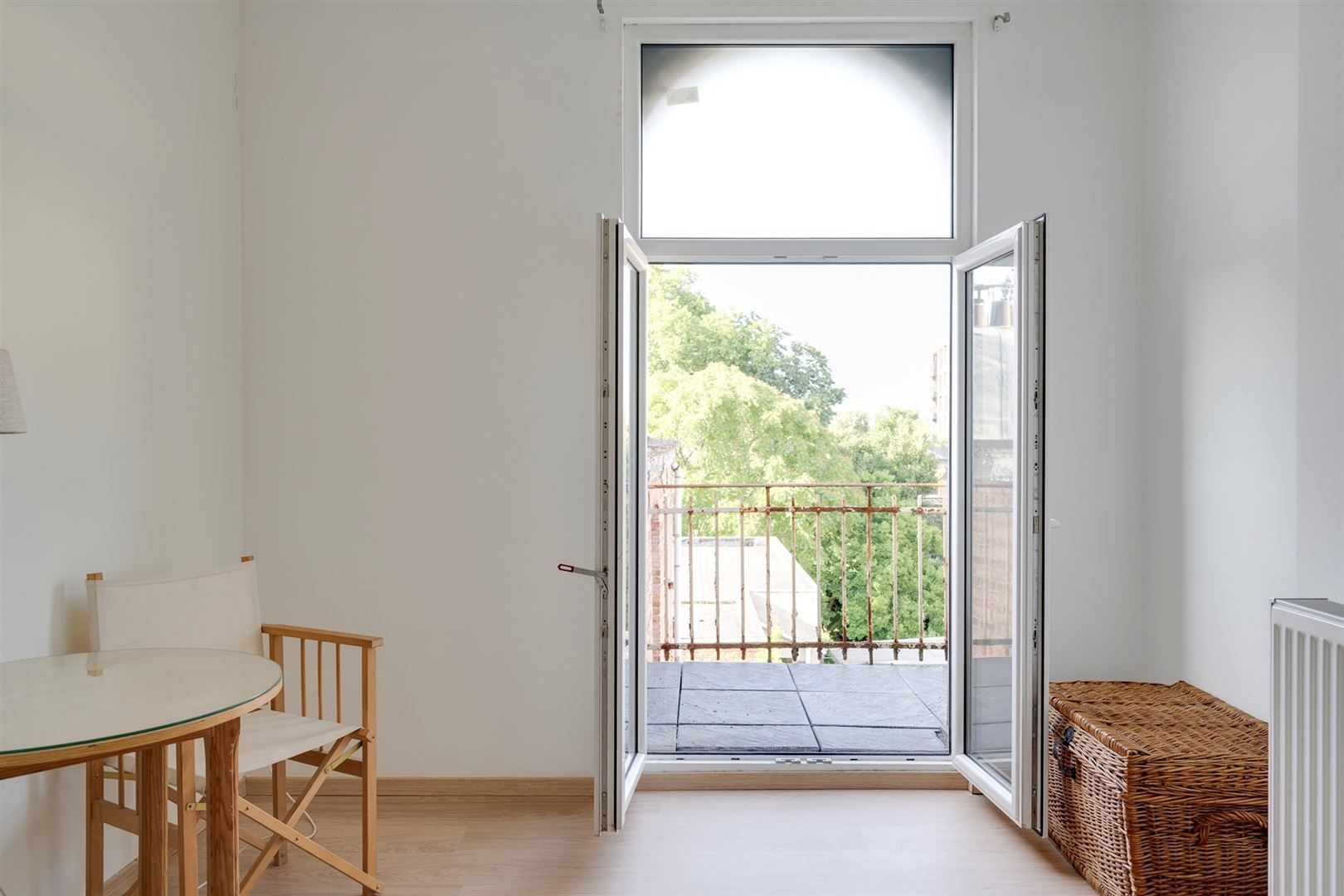 Karaktervolle herenwoning met zee aan ruimte foto 27