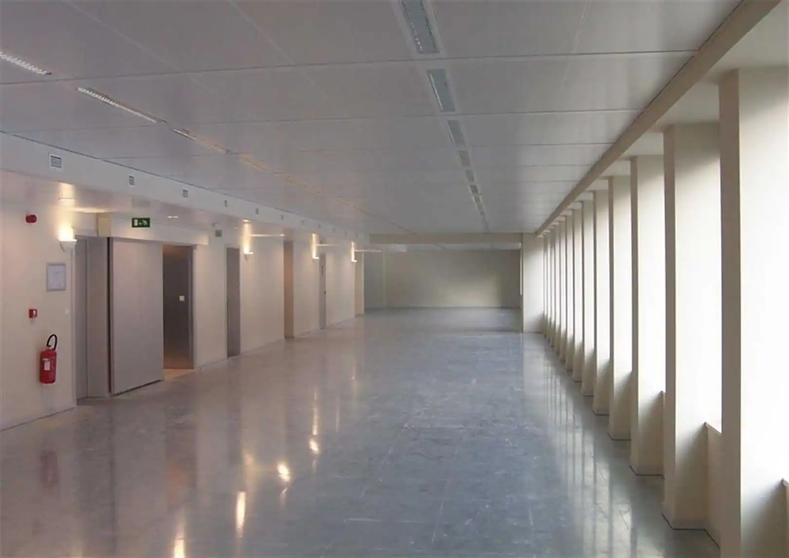 AUDERGHEM 22-28: 344m² foto 4