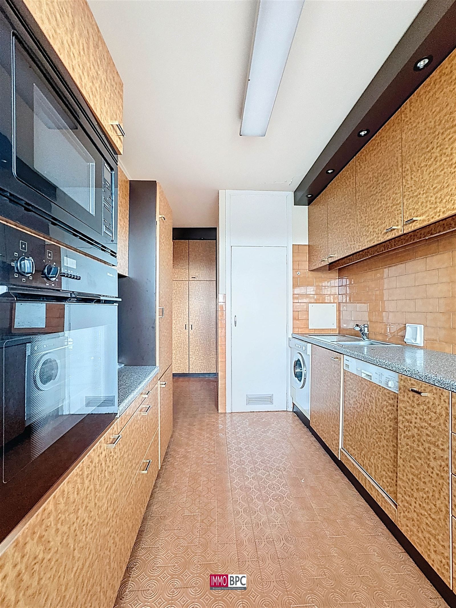 dit prachtige appartement in Ganshoren, waar ruimte, comfort en een indrukwekkend uitzicht  foto 8
