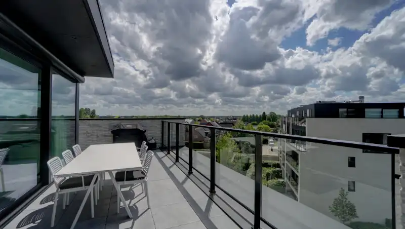 Exclusieve penthouse 137m² + dakterras 86m² in parkdomein foto 20