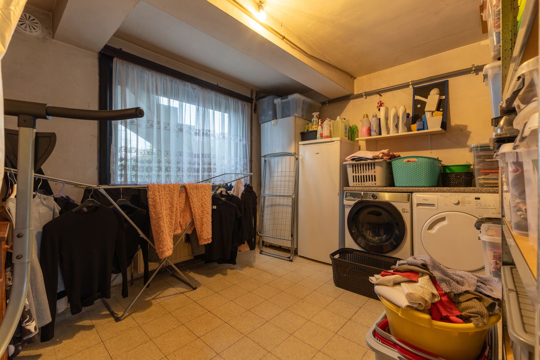 Gunstig gelegen woning met 4 slaapkamers en tuin foto 18