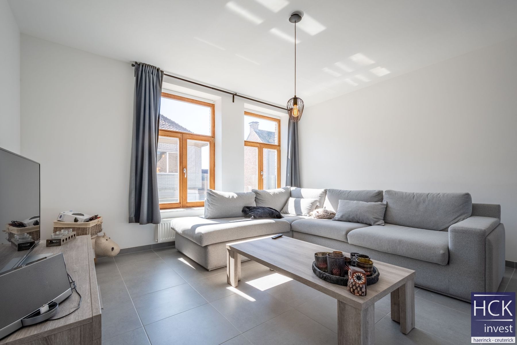 ZINGEM - Knap appartement met 2 SLPK, terras én autostaanplaats! foto 2