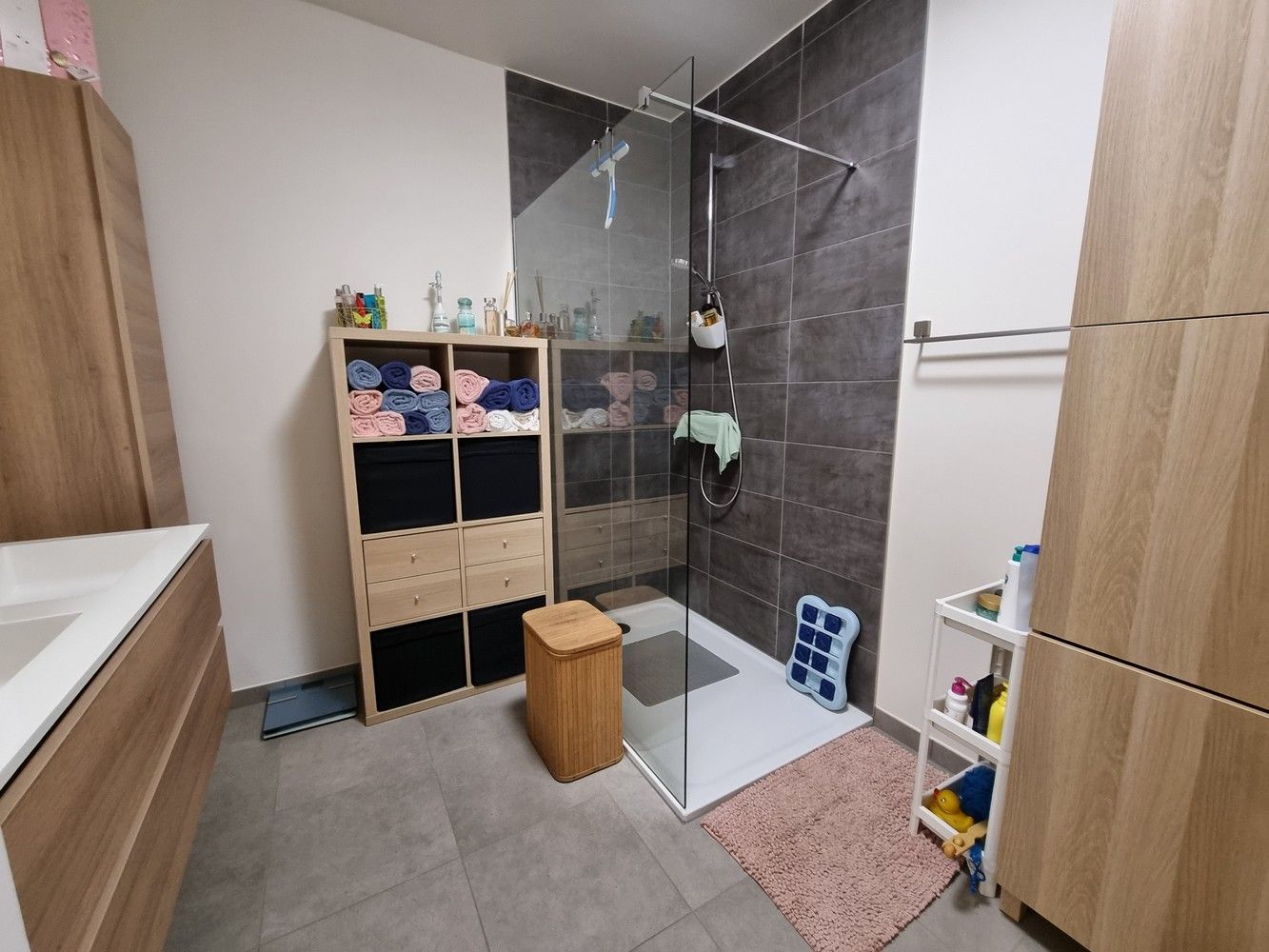 Prachtig energiezuinig appartement (93m² + 21m² terras) incl. autostaanplaats en kelderberging! foto 14