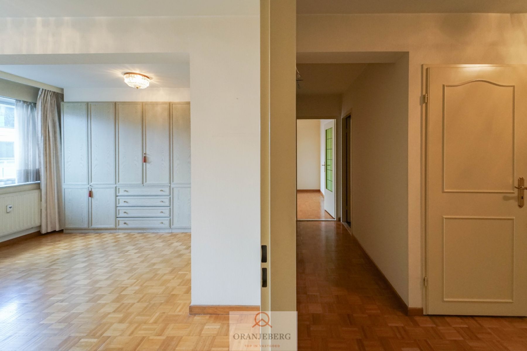 Ruim 2-slaapkamer appartement  (122 m²) vlakbij het Zuidpark! foto 11