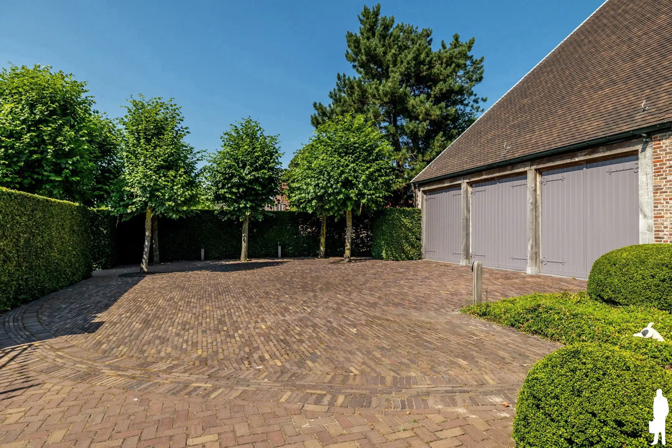 Prachtige villa met een bewoonbare oppervlakte van 512 m² foto 48