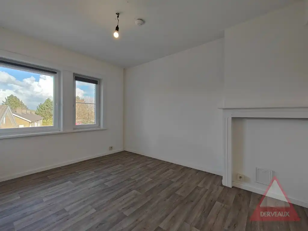 Menen – Halfopen bebouwing met tuin en parkeerplaats foto 8