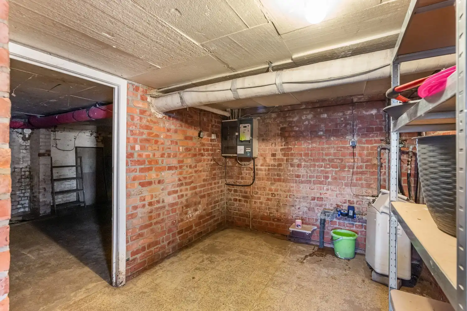 Ruime gezinsvilla met 5 slaapkamers, leuke tuin en uitstekende ligging in Rotselaar foto 17