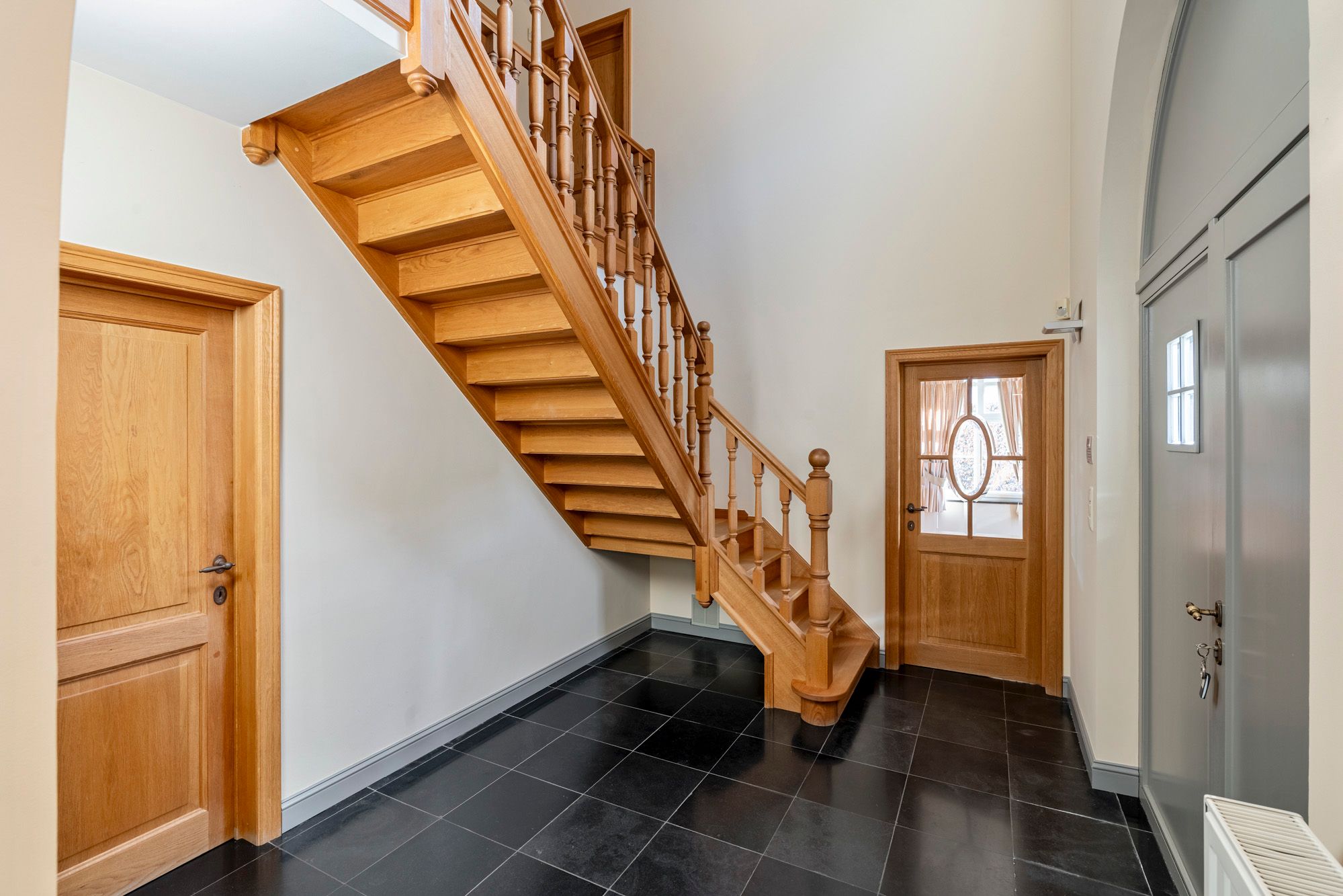 Exclusieve villa met hoogstaande afwerking in een idyllische omgeving foto 3