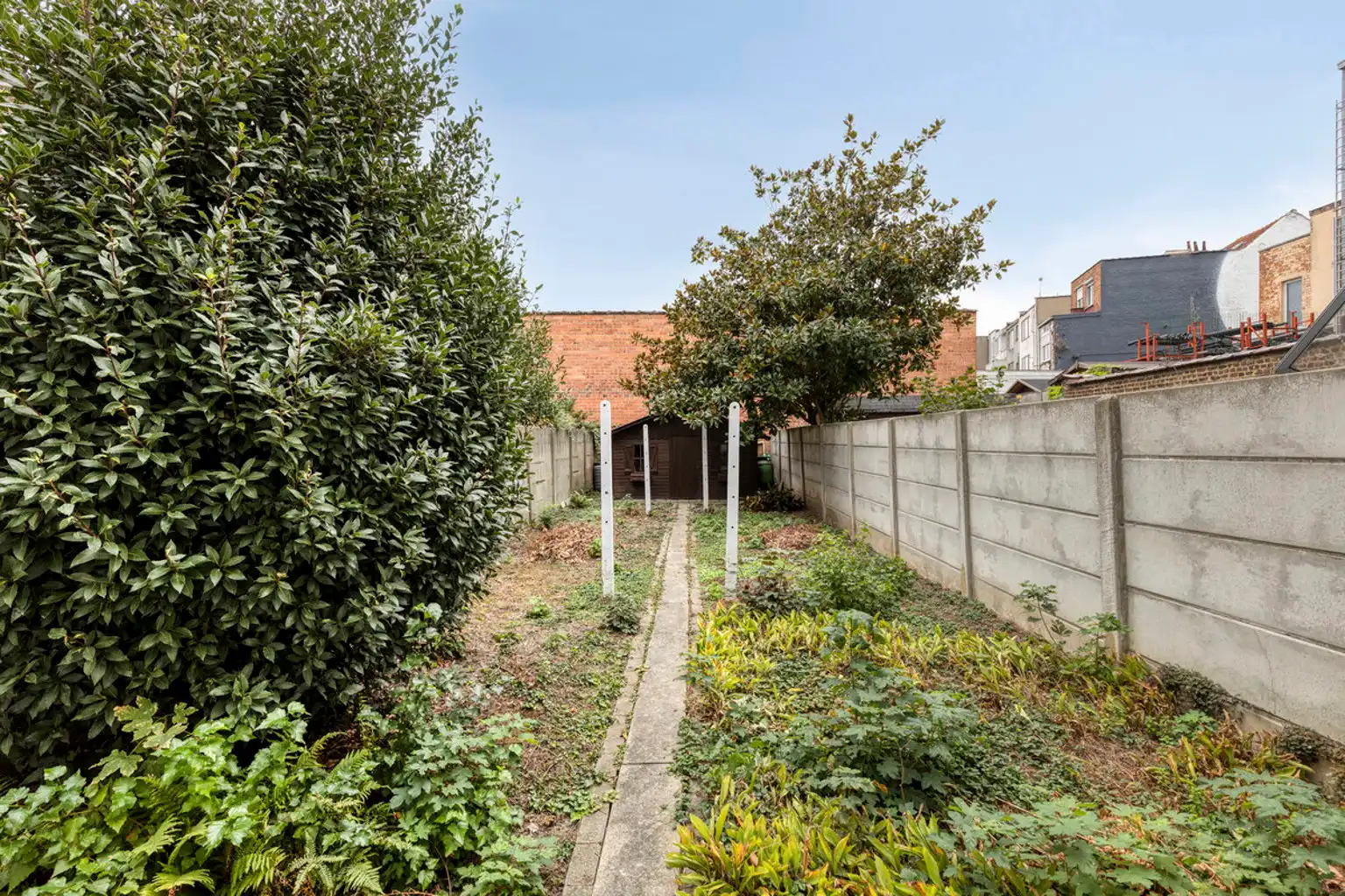 Bel-étagewoning met garage foto 20