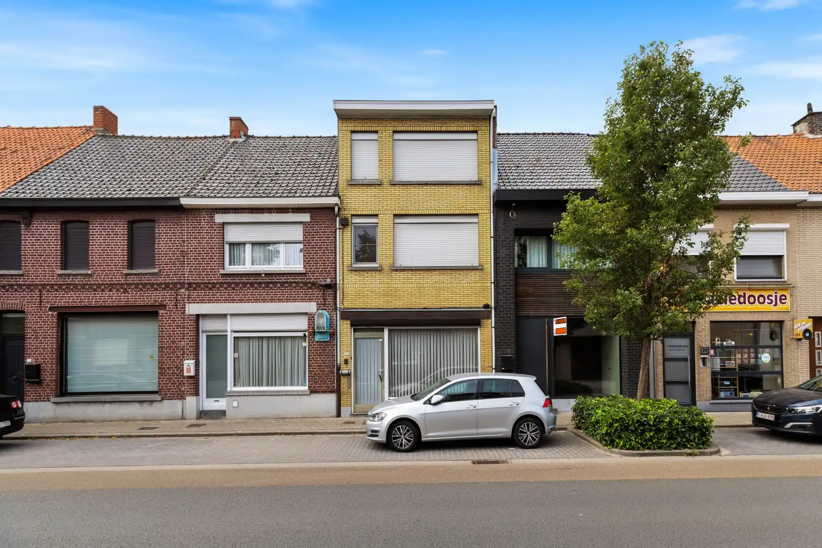 Hoofdfoto van de publicatie: Te renoveren woning