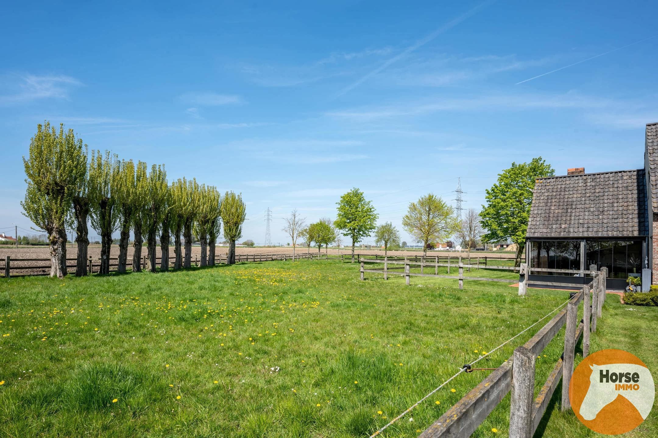 PITTEM - Landelijke Hoeve met Bijgebouwen op 1ha82a62ca foto 4