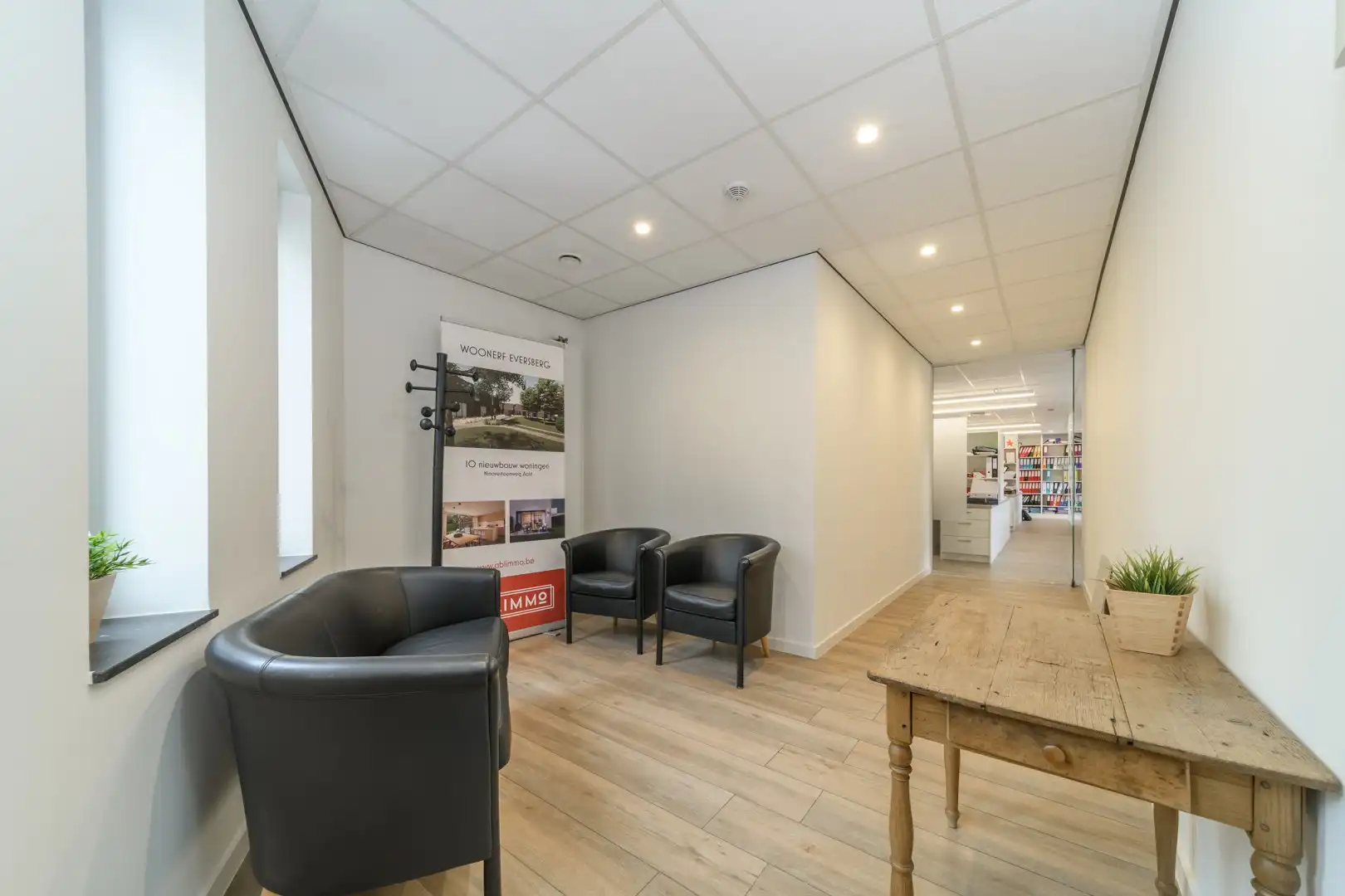 Hedendaagse kantoorruimte te koop nabij centrum Aalst foto 2
