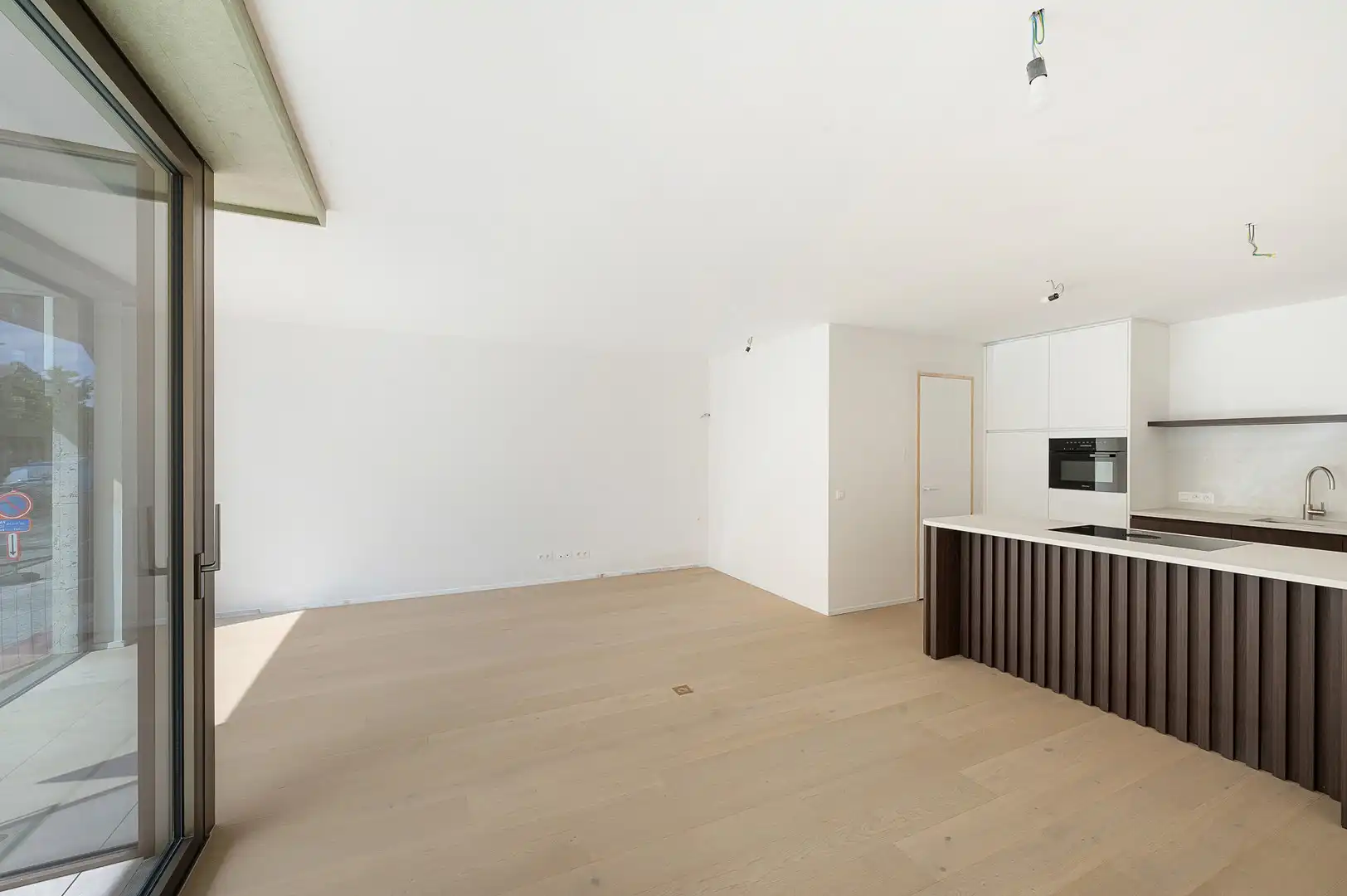 Prachtig nieuwbouwappartement met 2 slaapkamers gelegen op de gelijkvloerse verdieping. foto 5