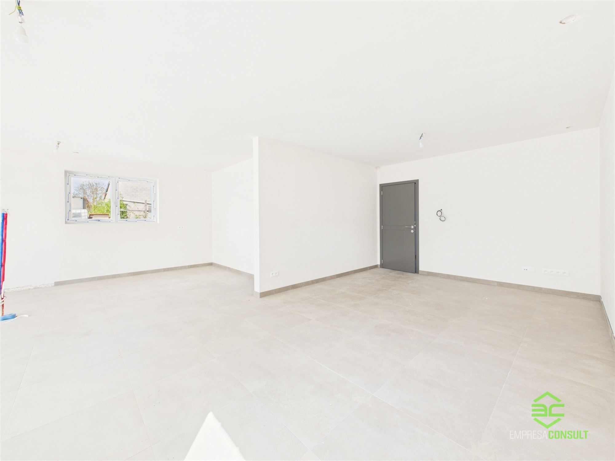 Ruime nieuwbouwwoning met 4/5 slpk en 2/3 badk! foto 7