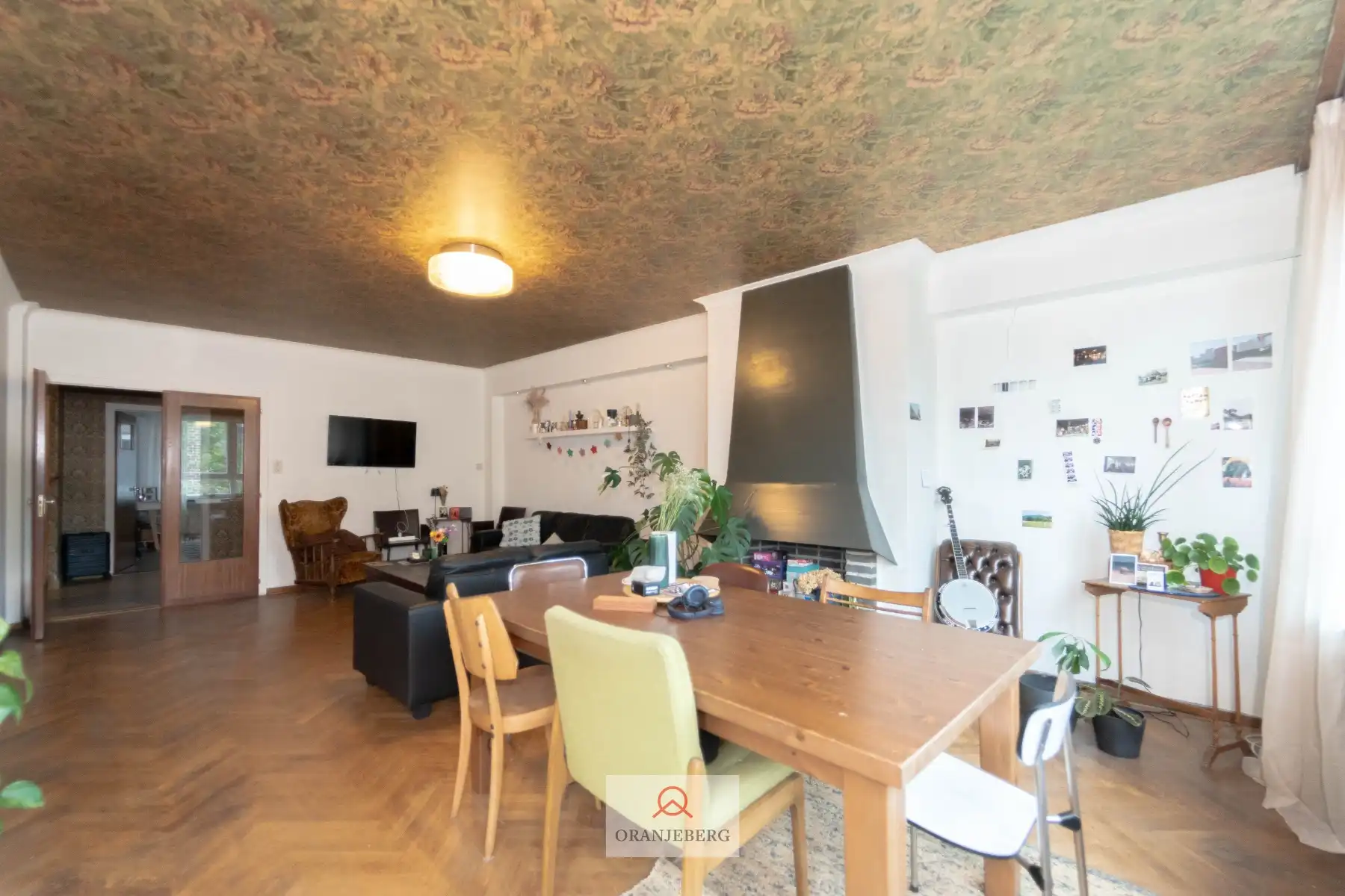 Ruim 3 slpk appartement vlakbij Station Gent-Sint-pieters. foto 3