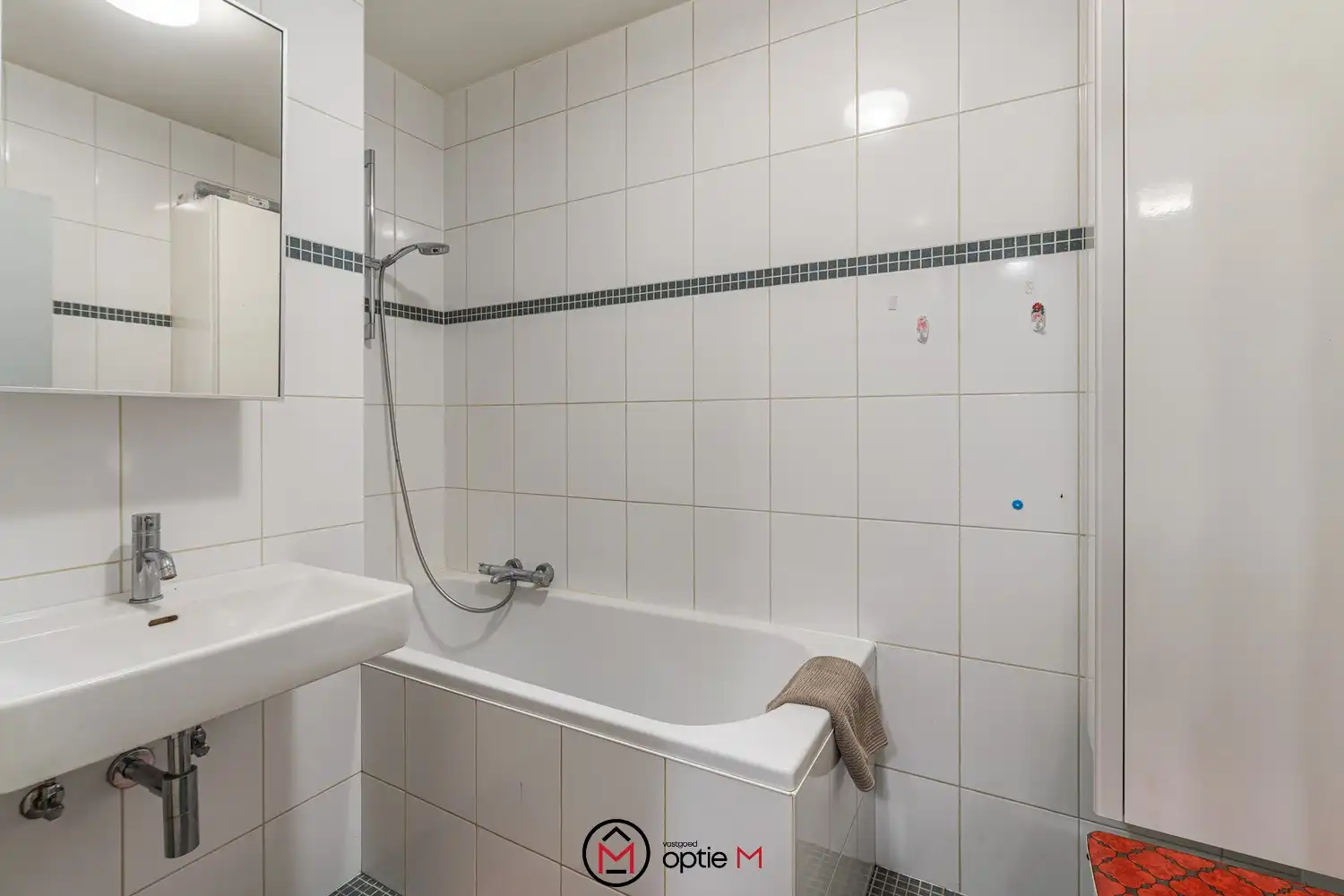 Instapklaar gelijkvloers appartement te koop in Hasselt foto 11