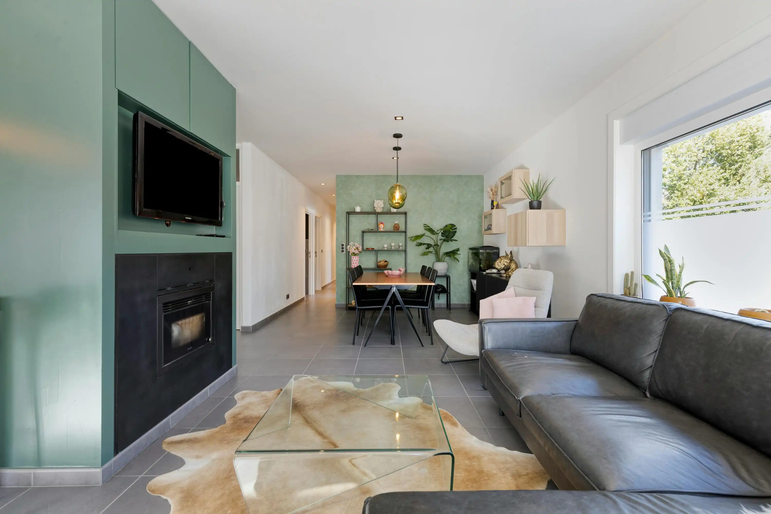 Gelijkvloerse woning met 5 slaapkamers te Lendelde foto 3