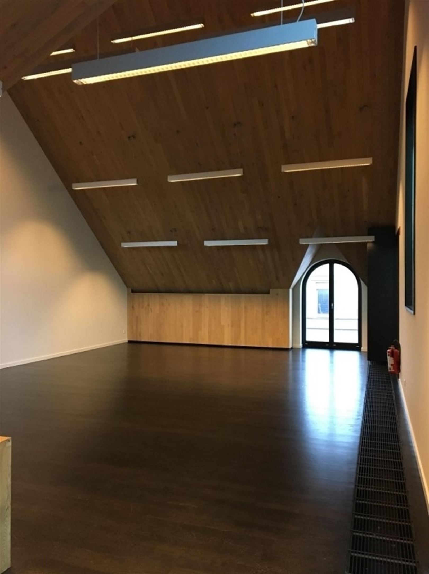 Kantoren gelegen in het prachtige pakhuis Valkeniers foto 12