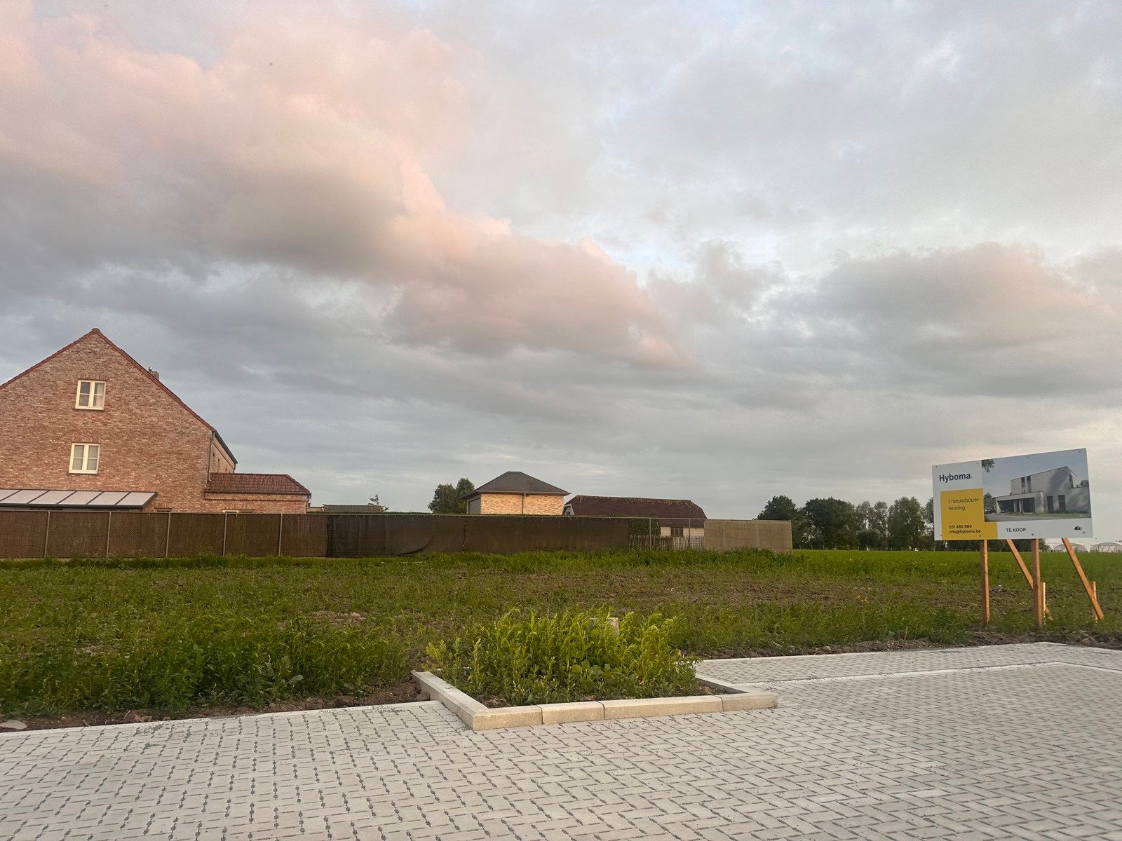 Villaperceel foto 4