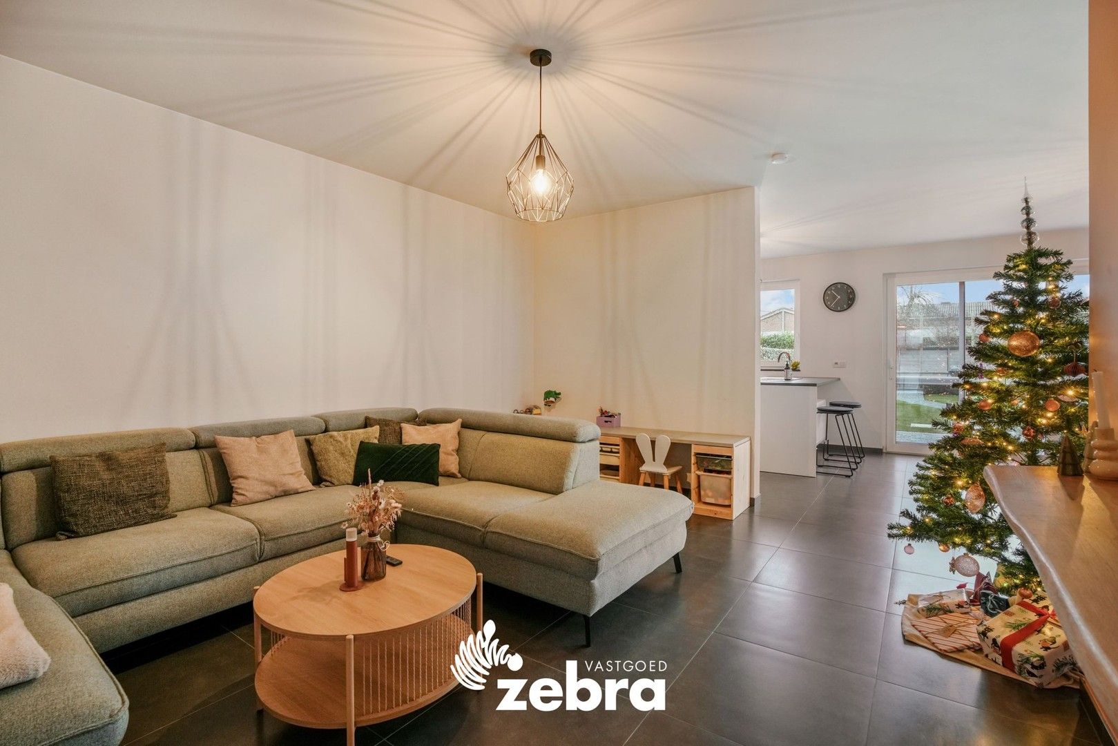 Ruime en recente woning met vier slaapkamers te Gijverinckhove! foto 23