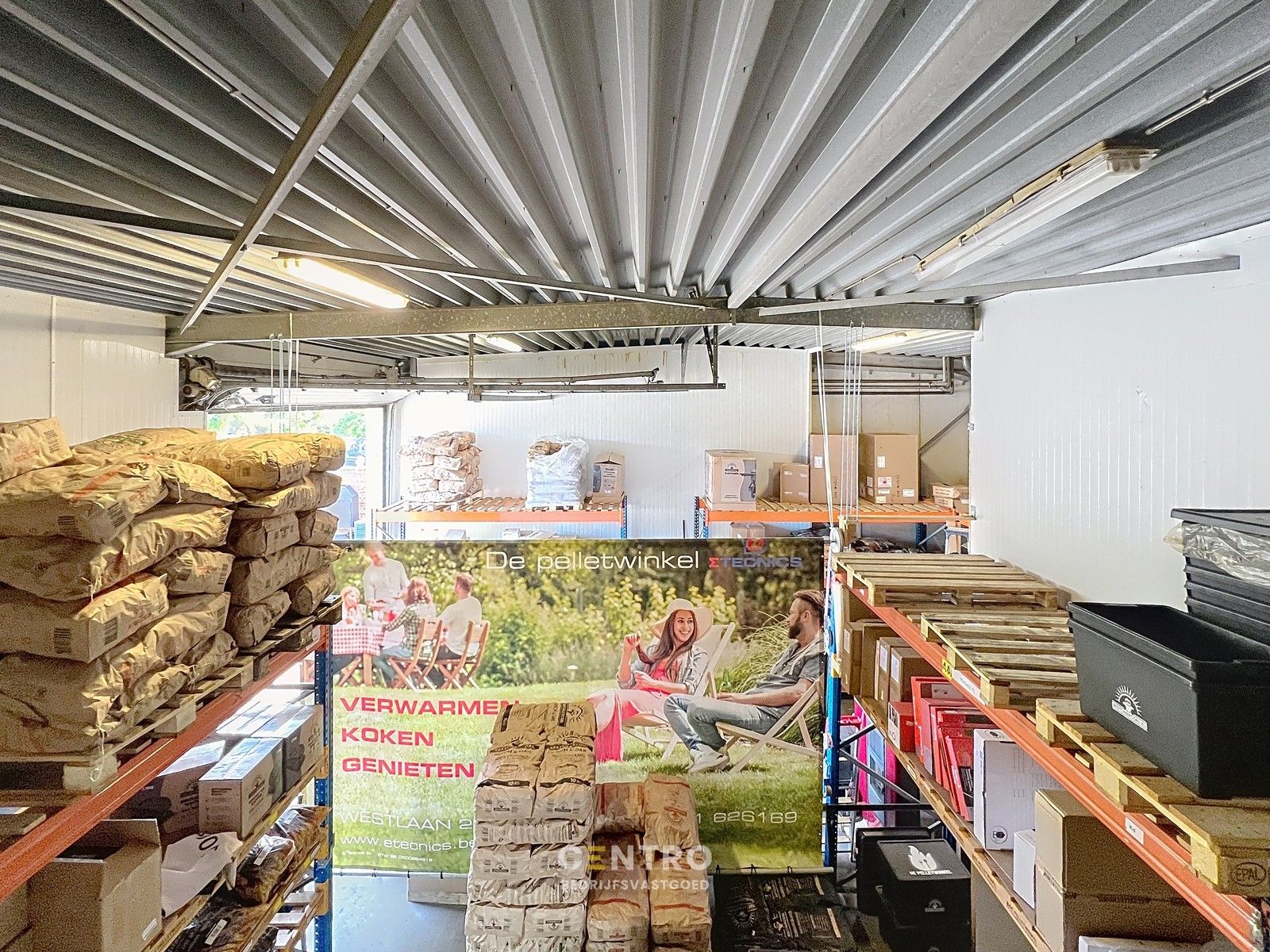 Topligging! Handelspand met magazijn langs de Westlaan in Roeselare. foto 18