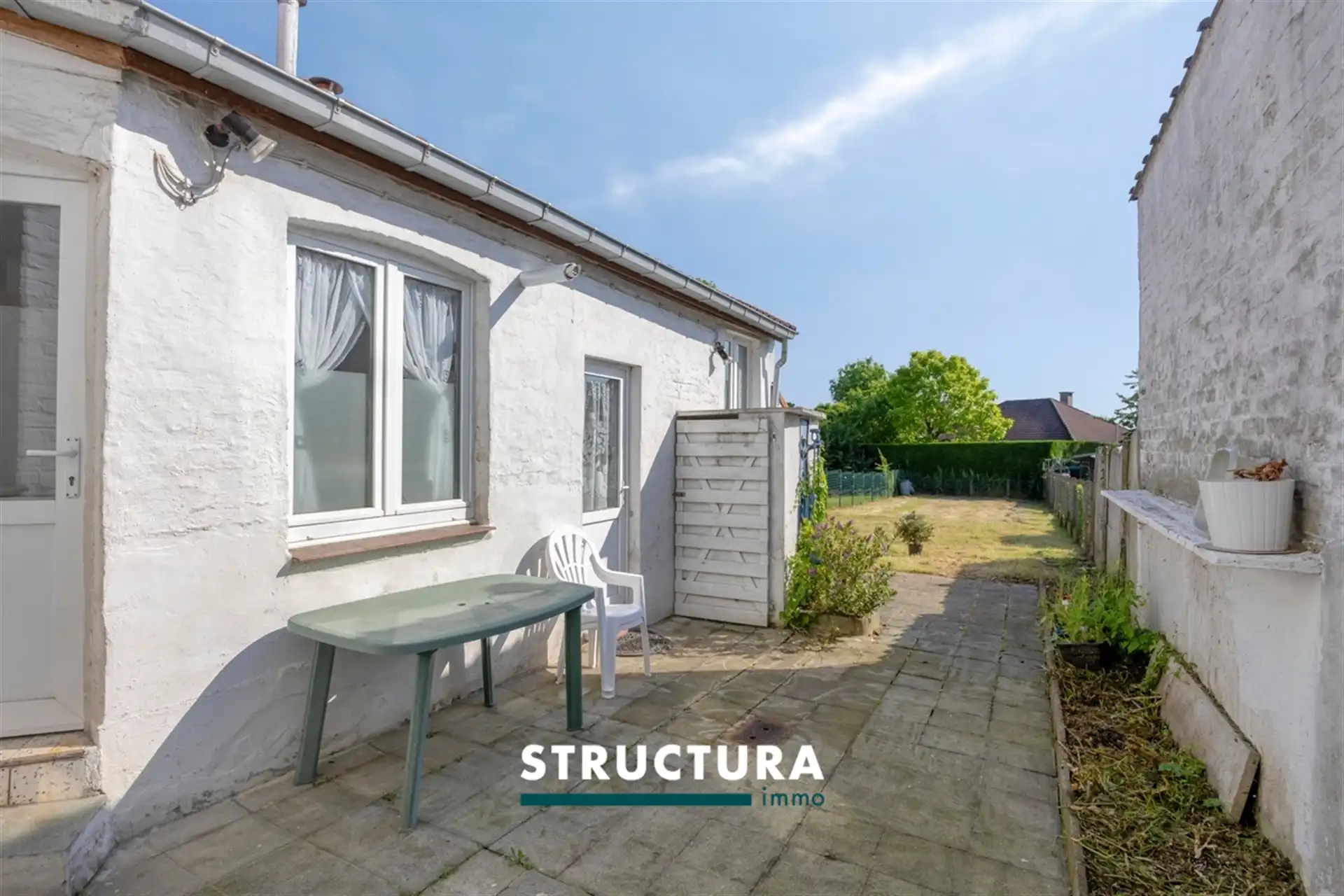 Veelzijdige woning (kangoeroewonen, wonen/werken, ...) met tuin en oprit foto 12