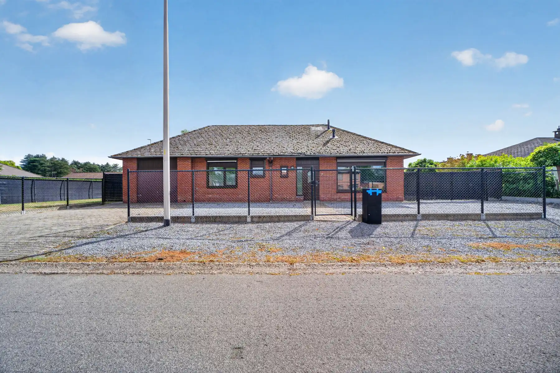 Instapklare, volledig gerenoveerde woning met 3 slaapkamers in een rustige omgeving foto 17