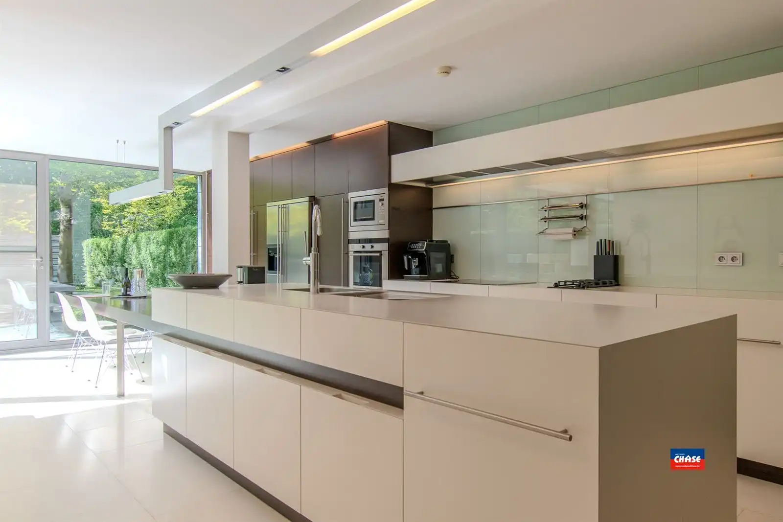 Uitzonderlijke praktijkwoning foto 9