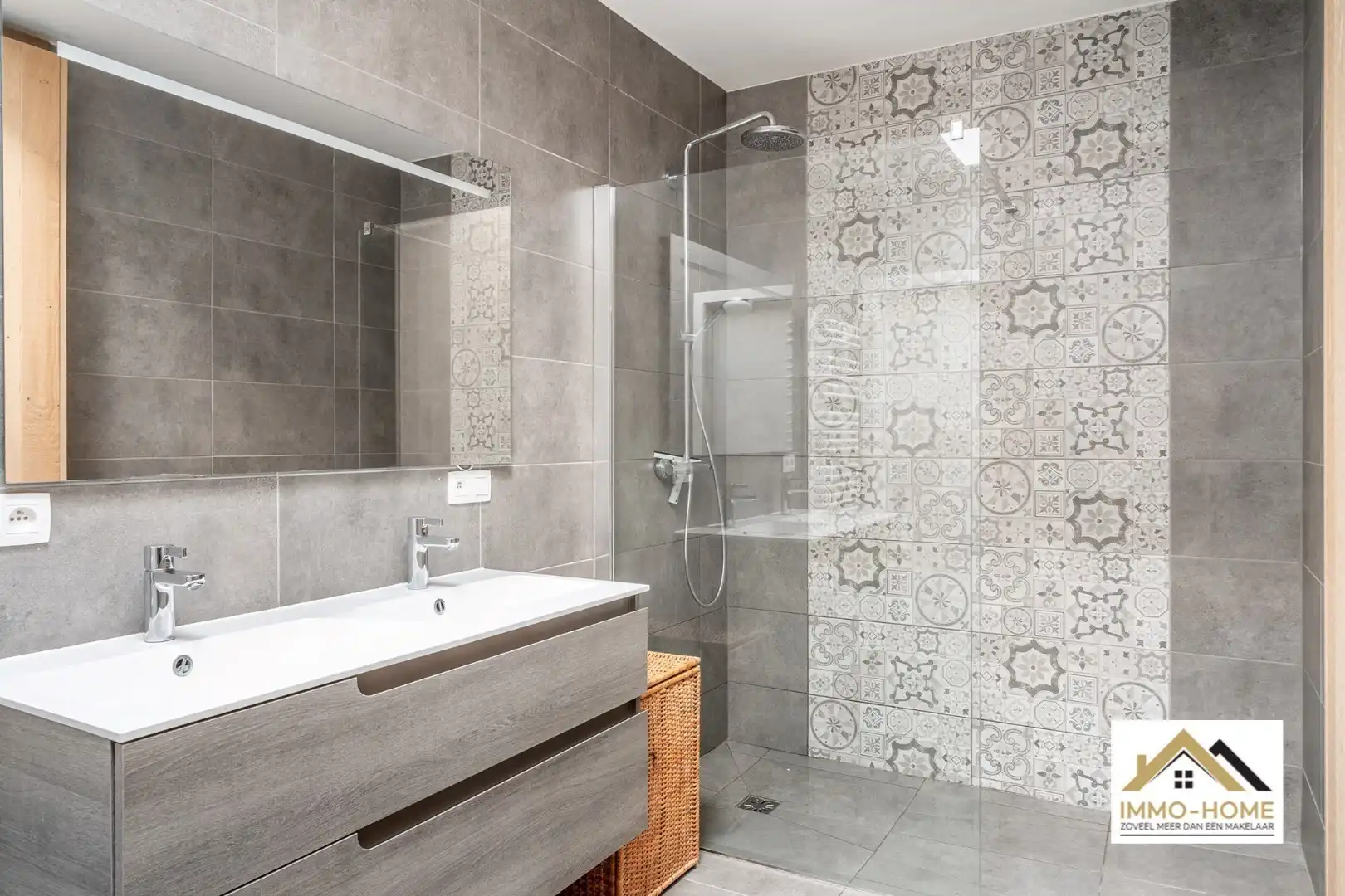 Ruim drie slaapkamers gelijkvloersappartement / bungalow foto 18