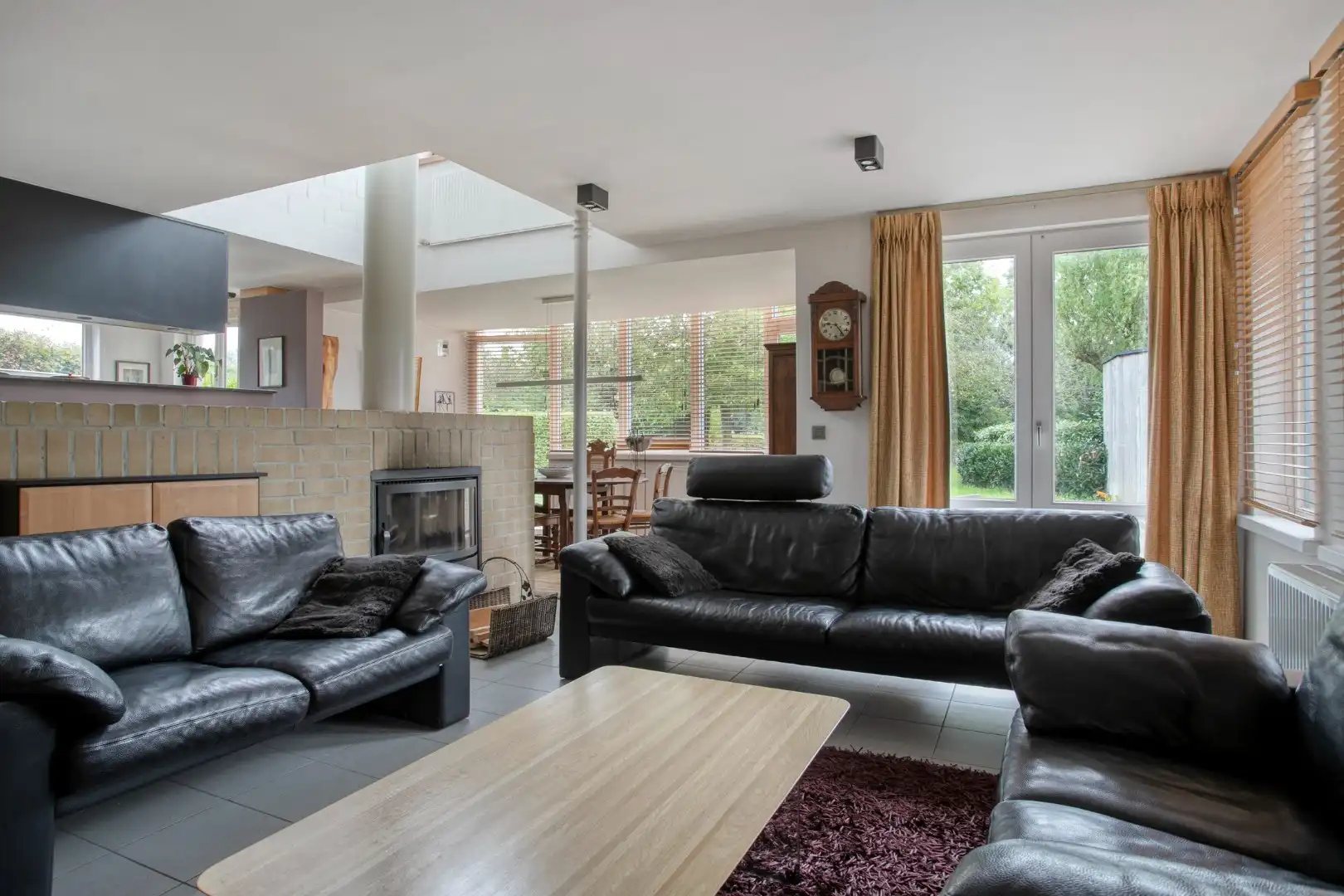 Rustig gelegen multifunctionele architecturale parel met prachtige tuin foto 5