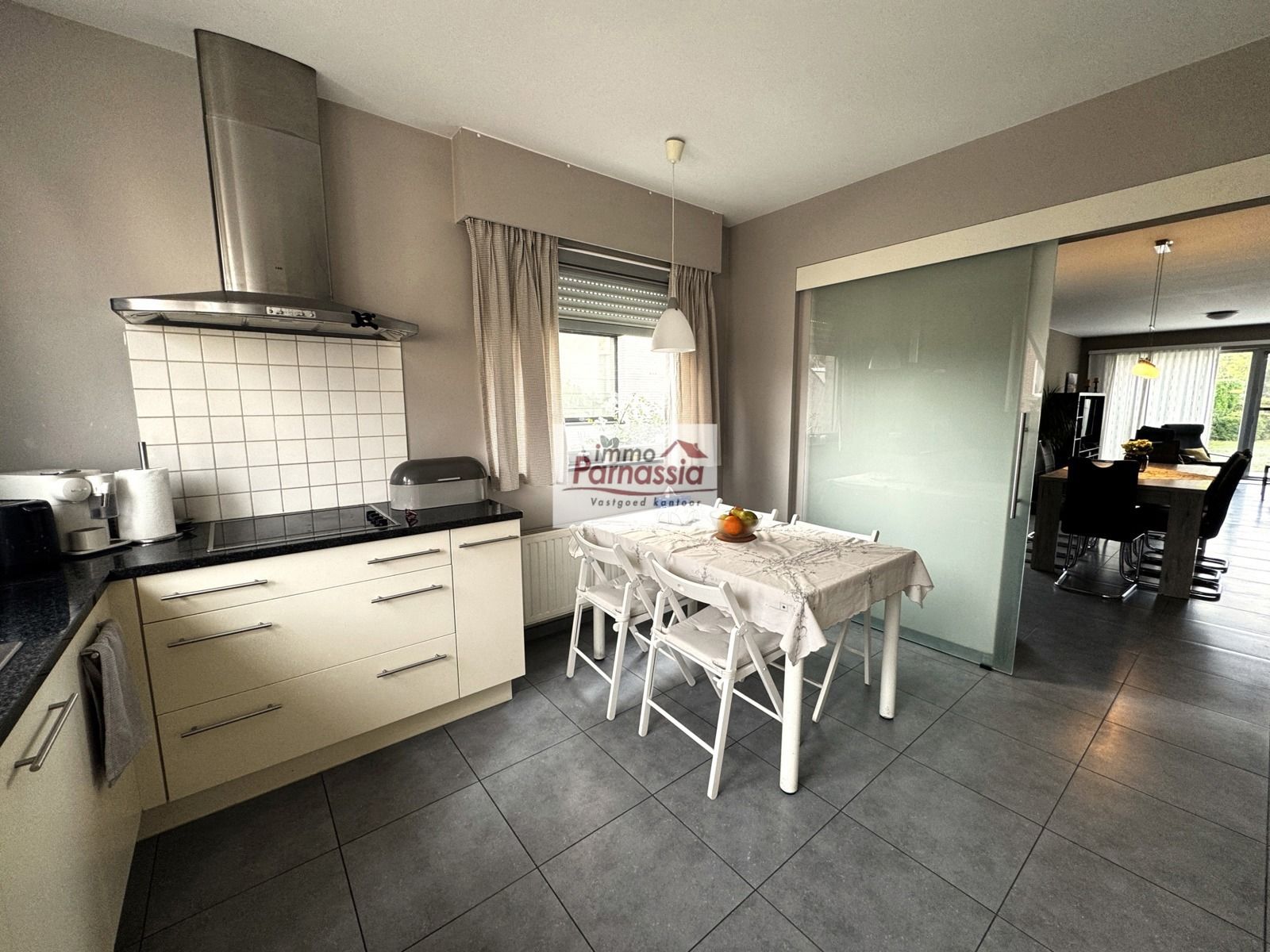 Appartement te huur foto 9