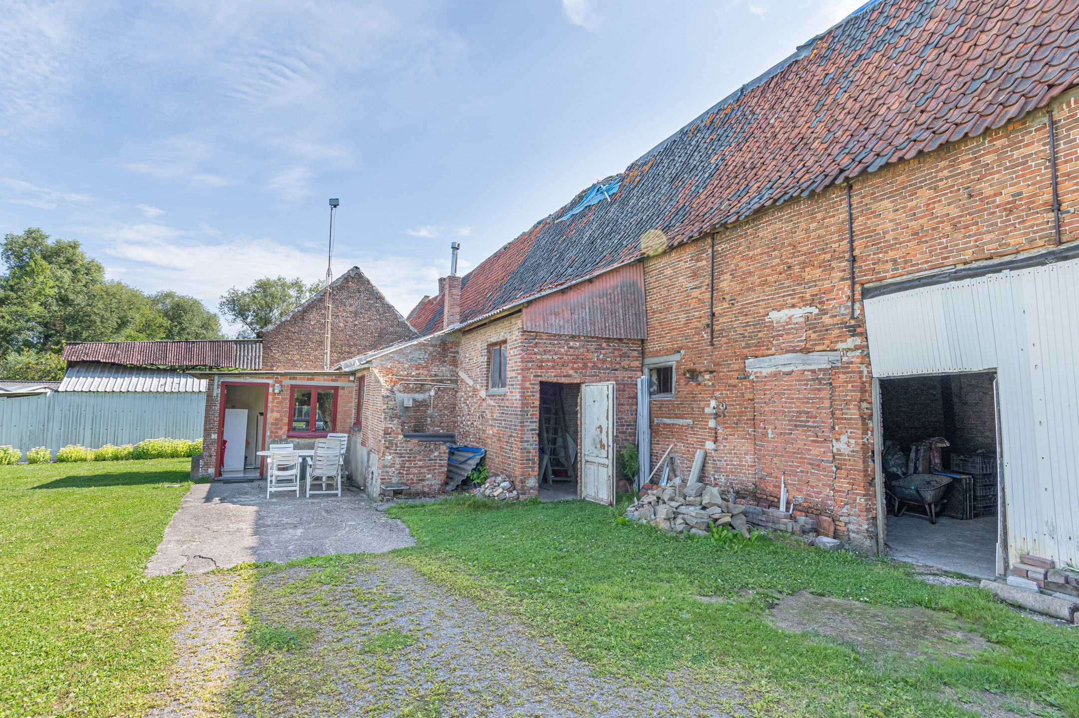 te renoveren halfopen hoeven op A-locatie!  foto 12