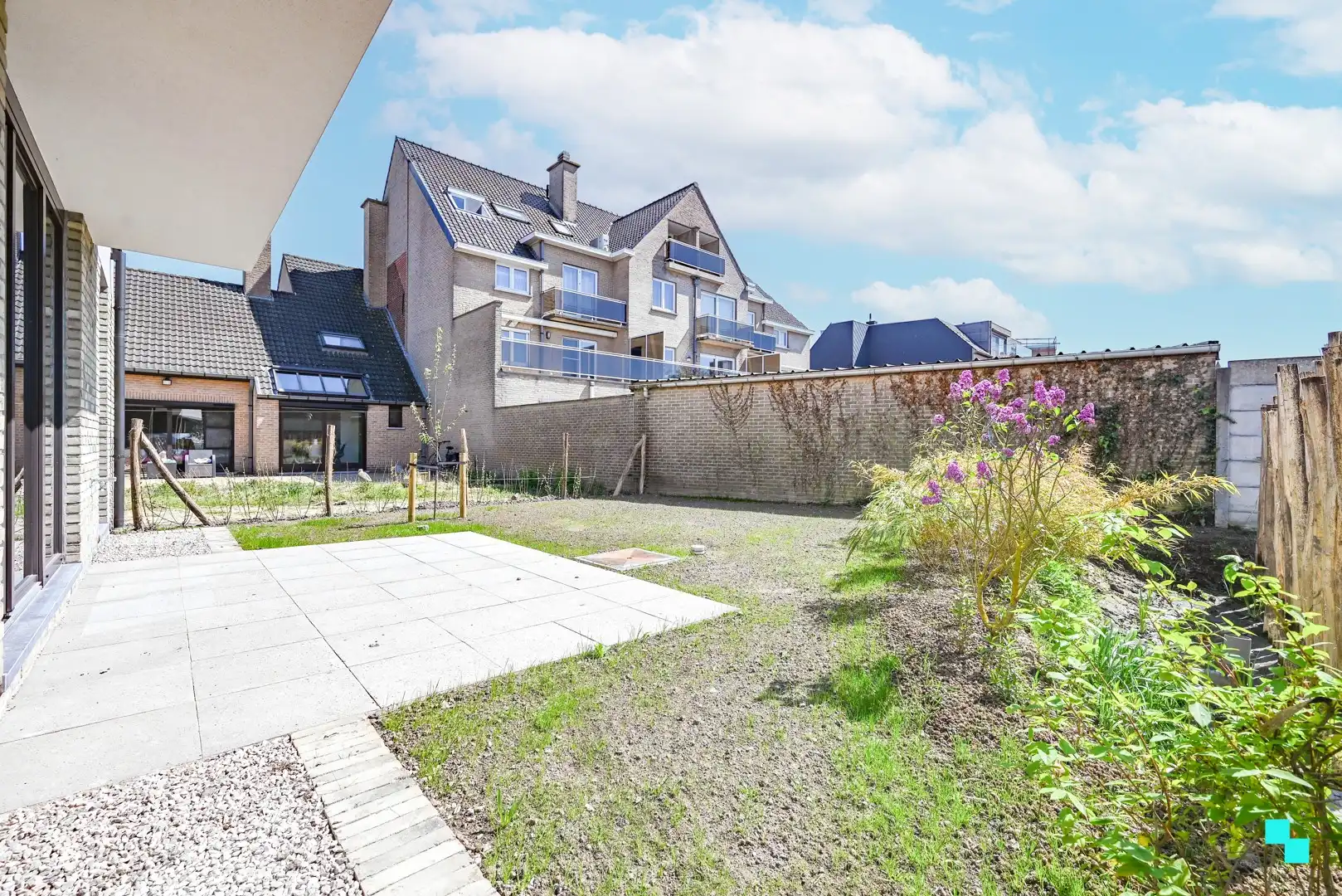 Halfopen nieuwbouwwoning in houtmassiefbouw foto 23