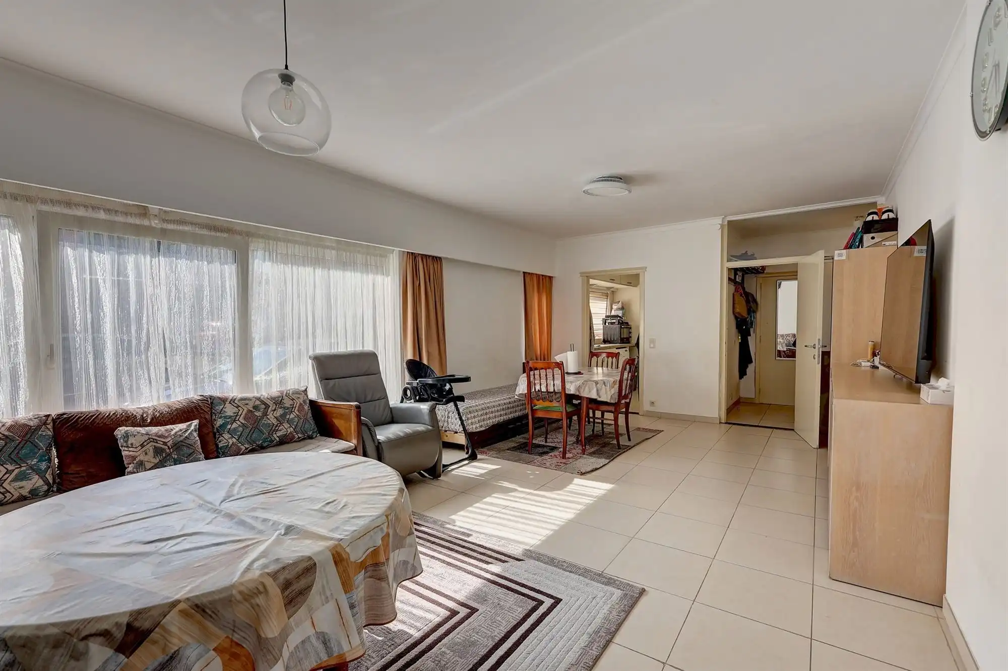 gelijkvloers appartement met drie slaapkamers foto 4