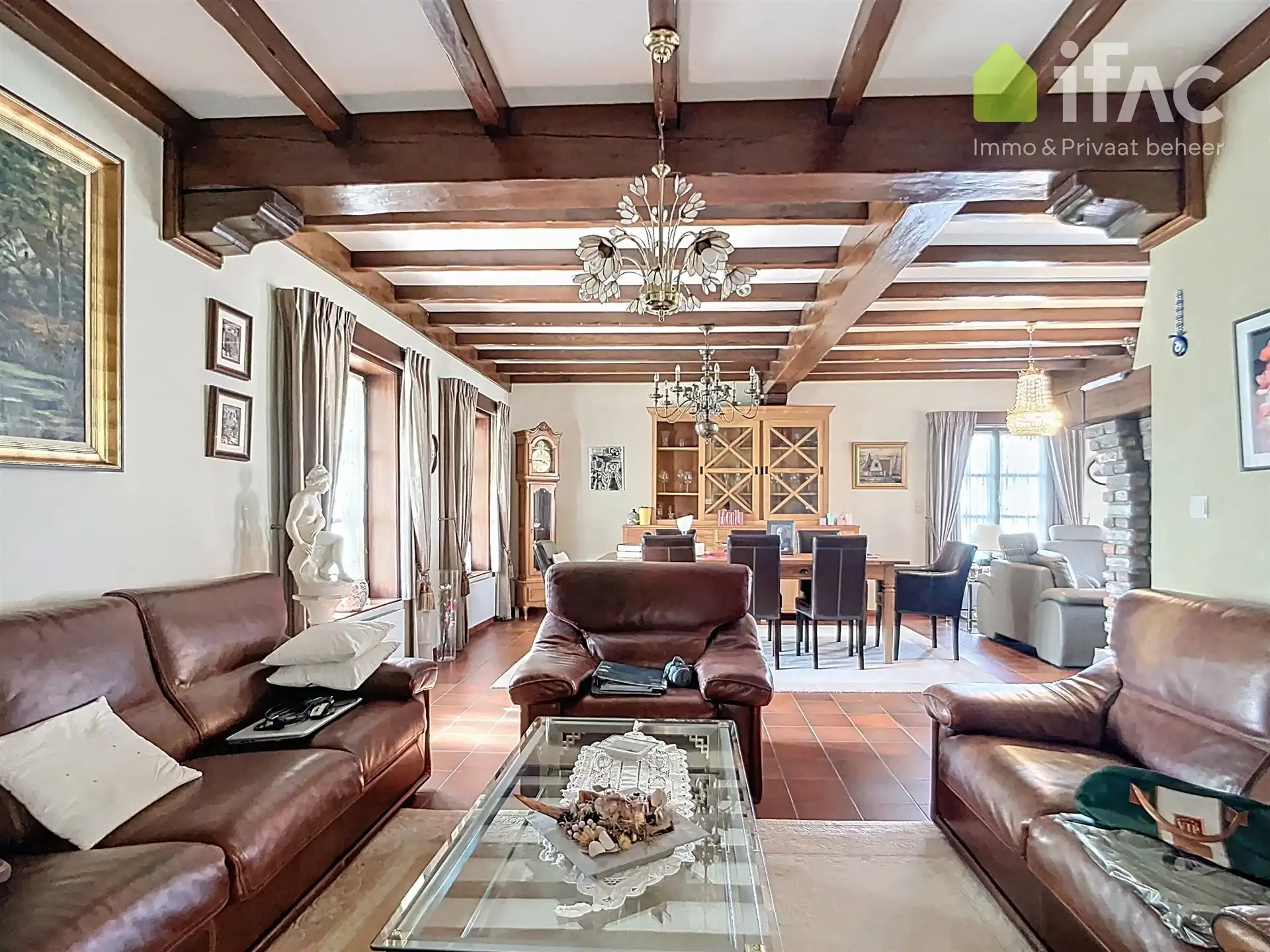 Fantastische woning met 4 slaapkamers en veranda foto 10